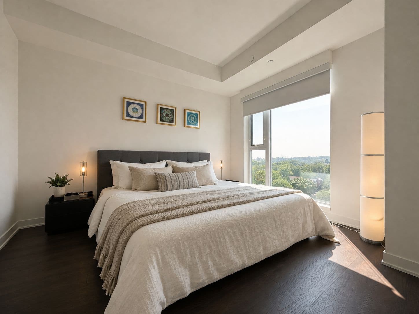 223 St Clair Avenue W 1002, Toronto C02, ON M4V 1R3