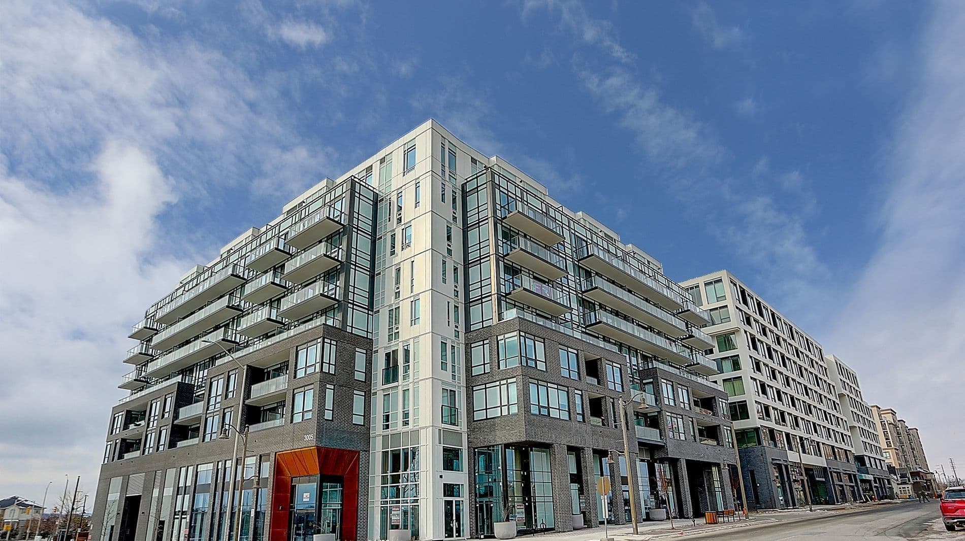 3005 Pine Glen Road 319, Oakville, ON L6M 5P5