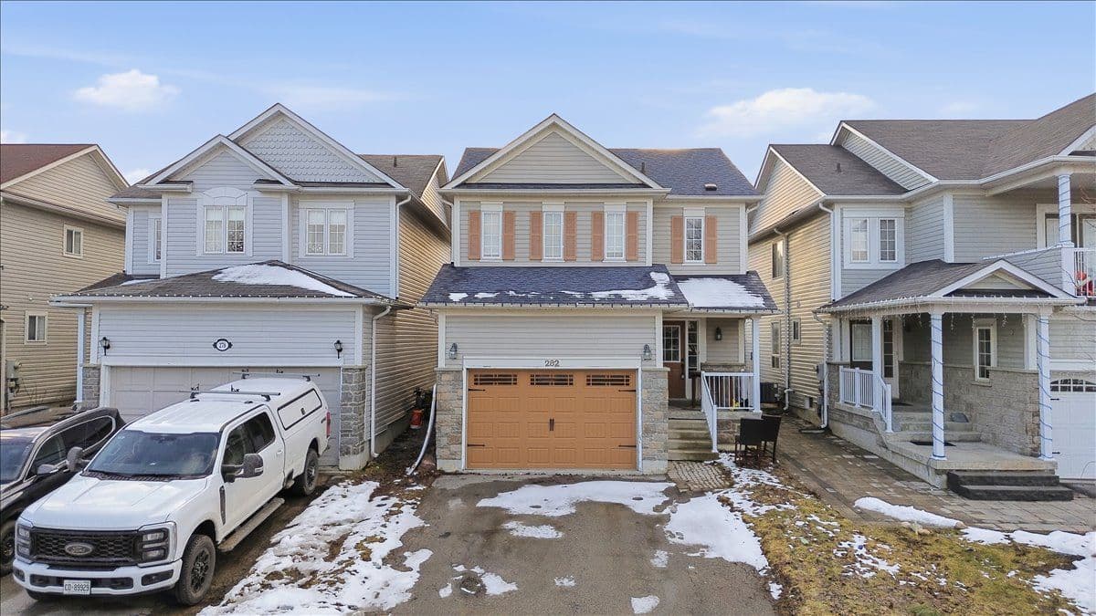 282 Scottsdale Drive, Clarington, ON L1C 5J2