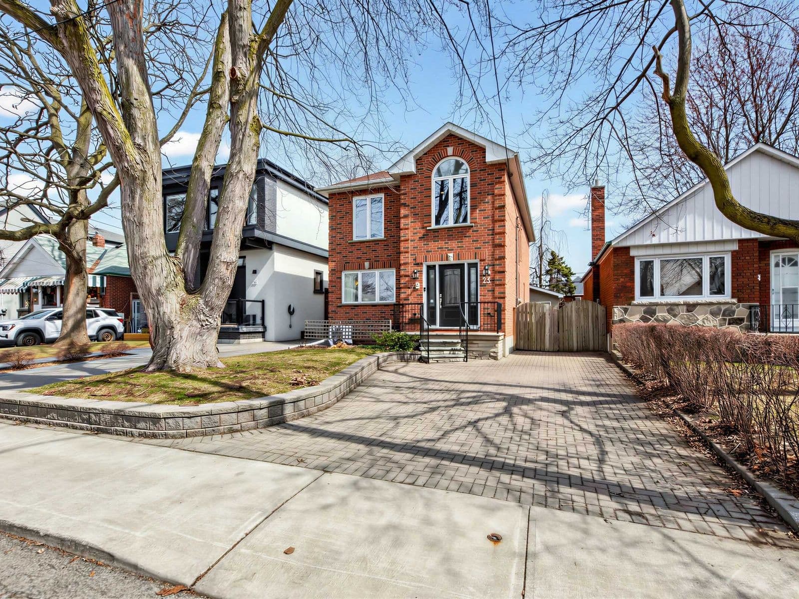 23 Mckayfield Road, Toronto E03, ON M4J 4P6