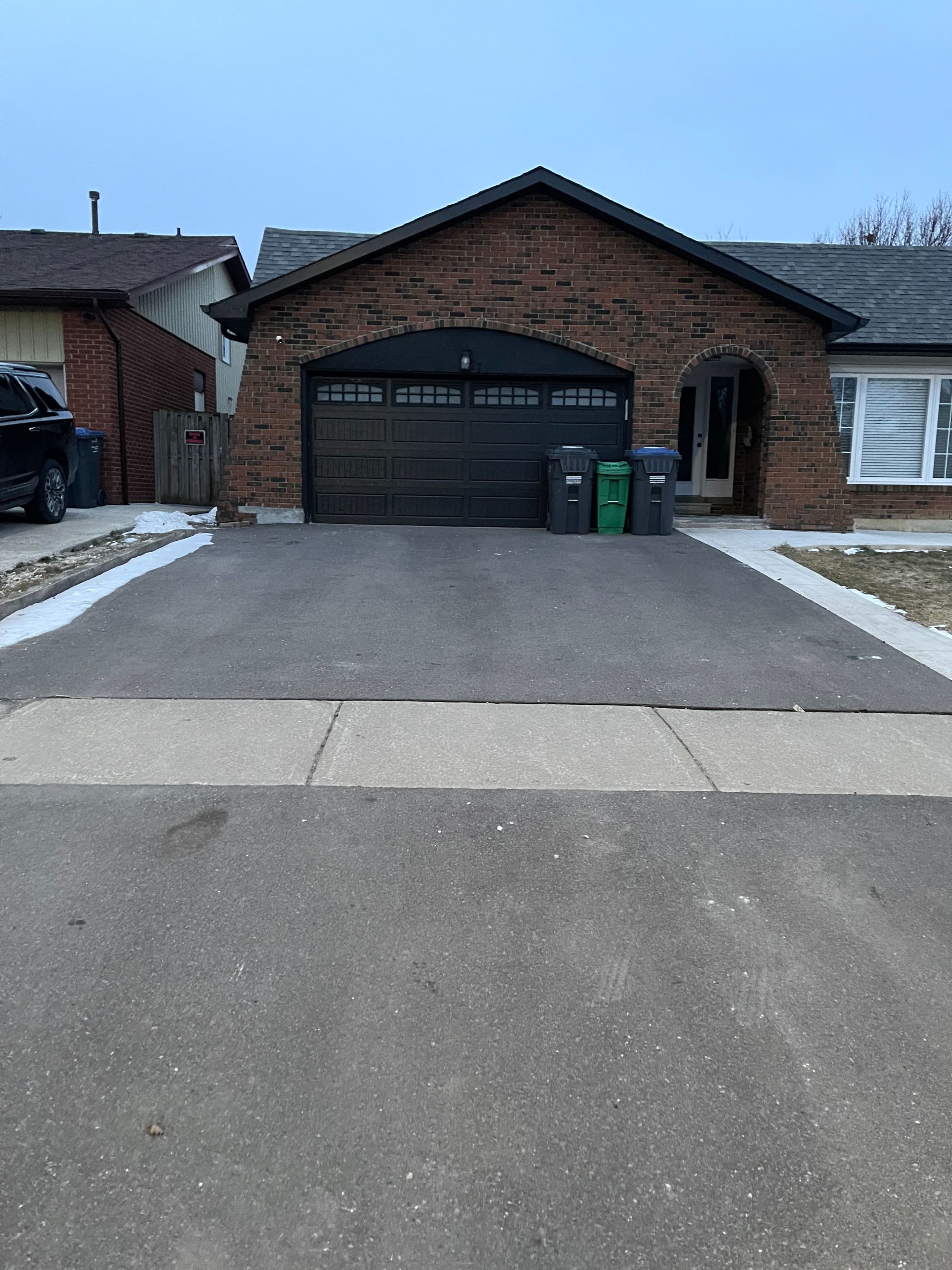 77 Blackthorn Lane, Brampton, ON L6V 3L1