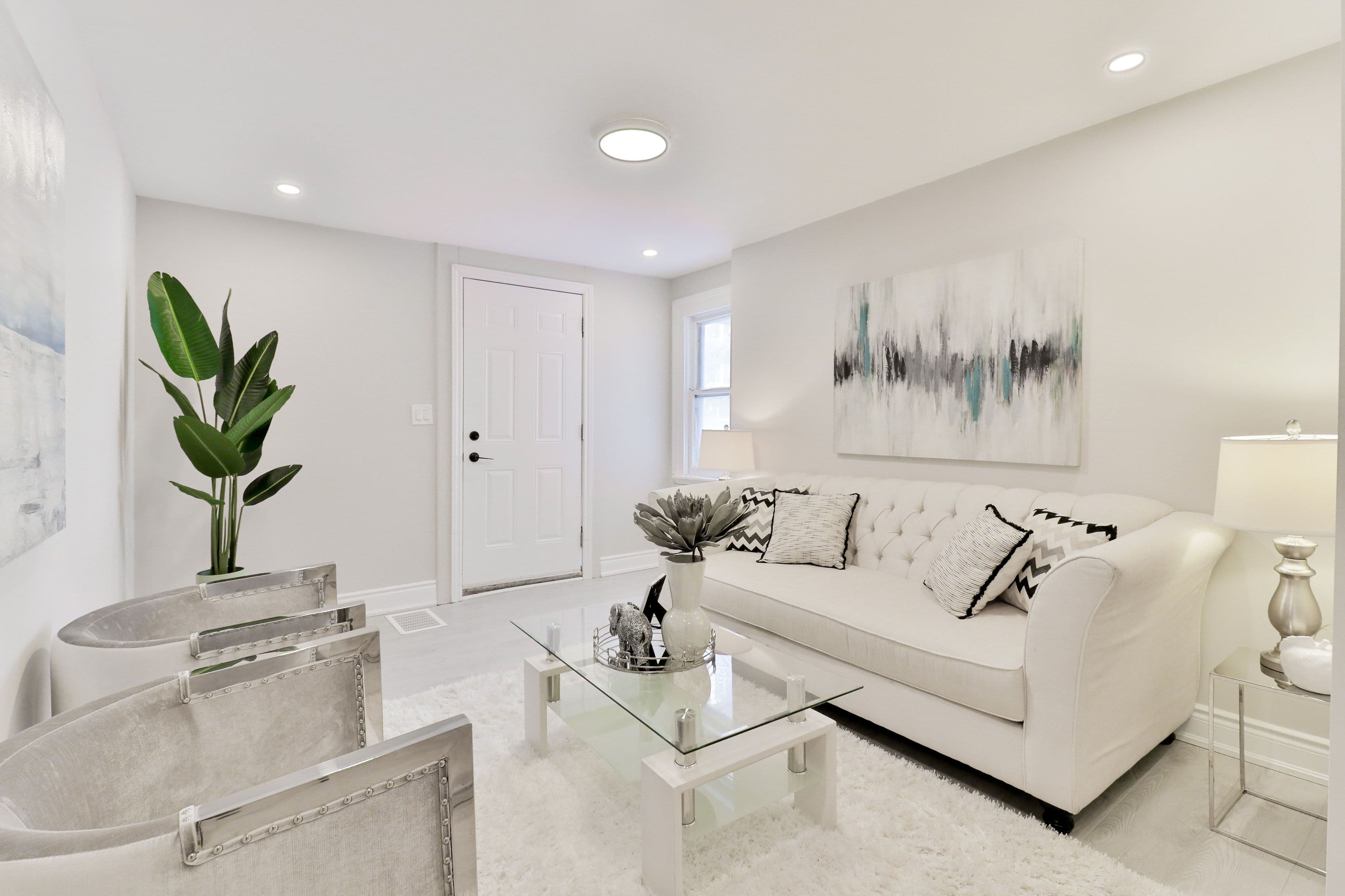 93 McMillan Drive #2, Oshawa, ON L1G 3Z7