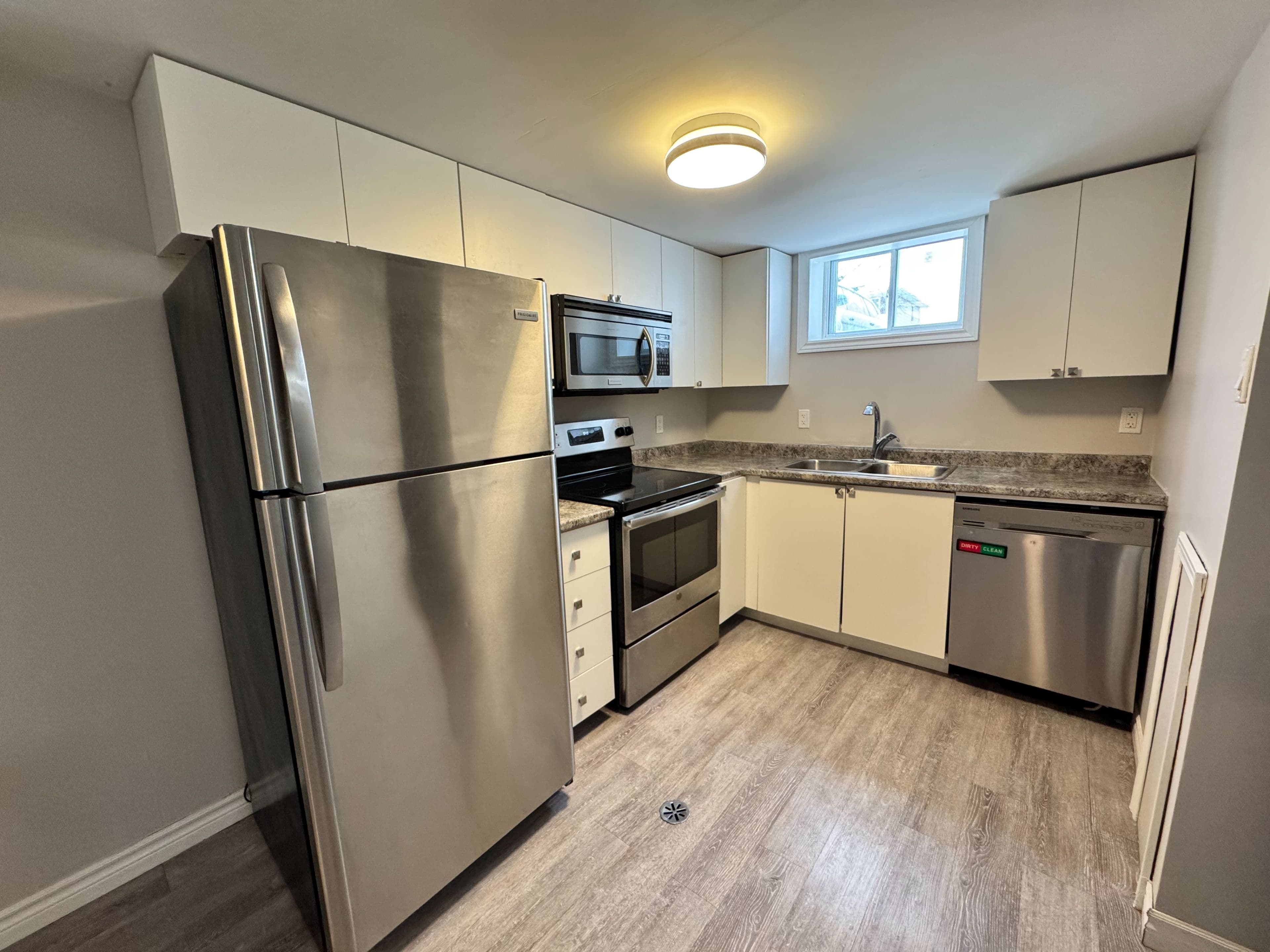 60 Gibbard Crescent, Collingwood, ON L9Y 2C2