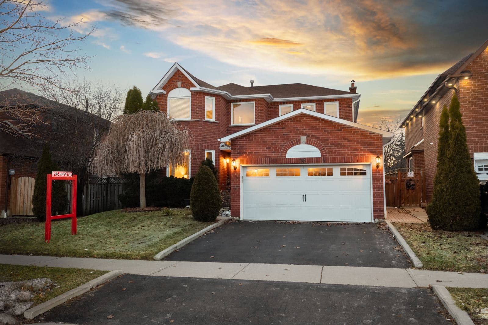 68 Forest Heights Street, Whitby, ON L1R 1X4