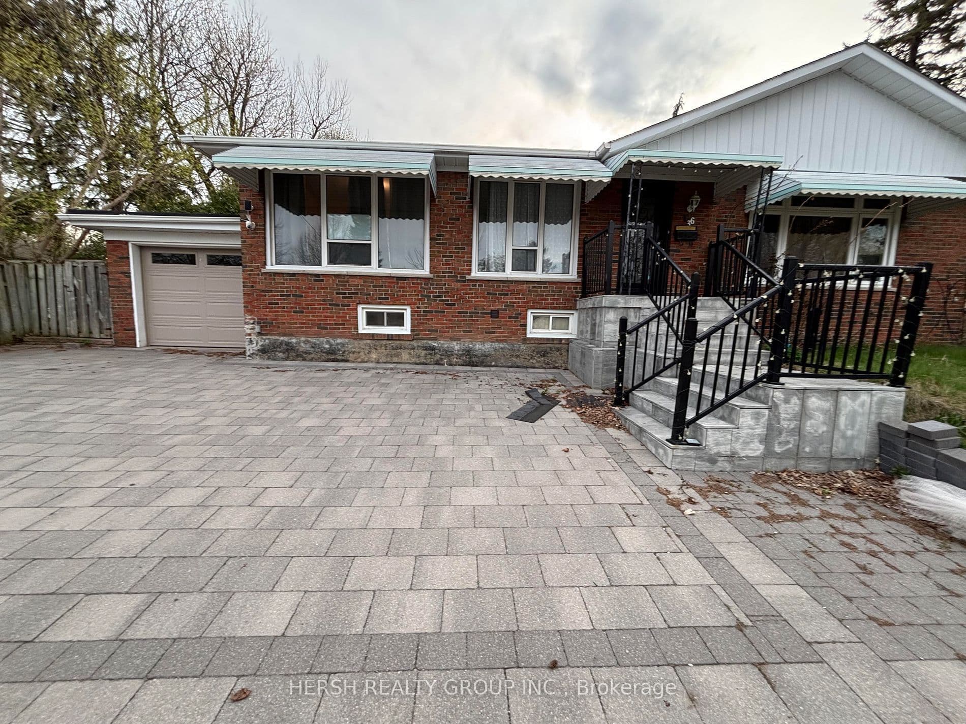 36 GAIETY Drive, Toronto E09, ON M1H 1C1