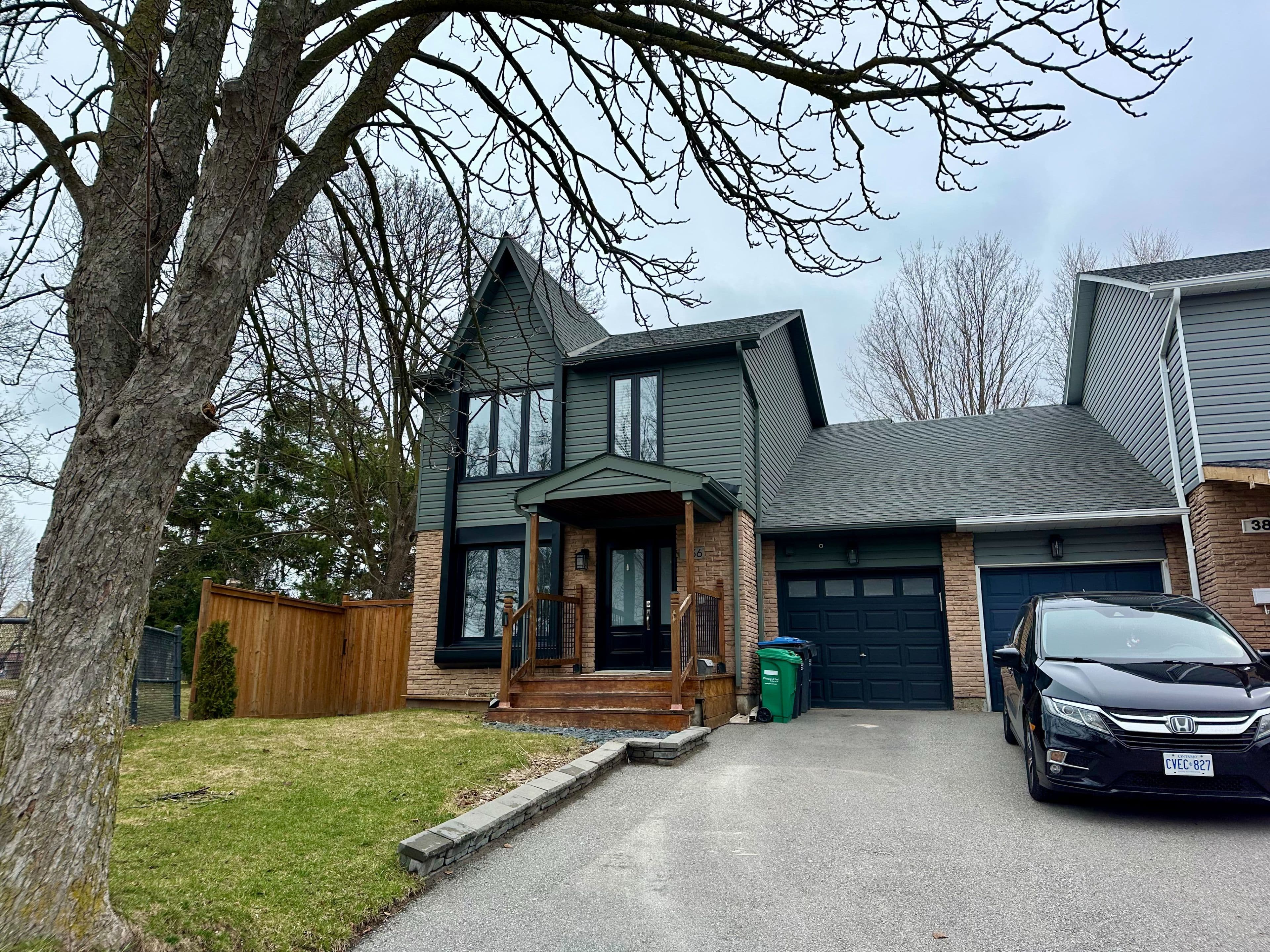 36 Lansing Square, Brampton, ON L6Z 1E6