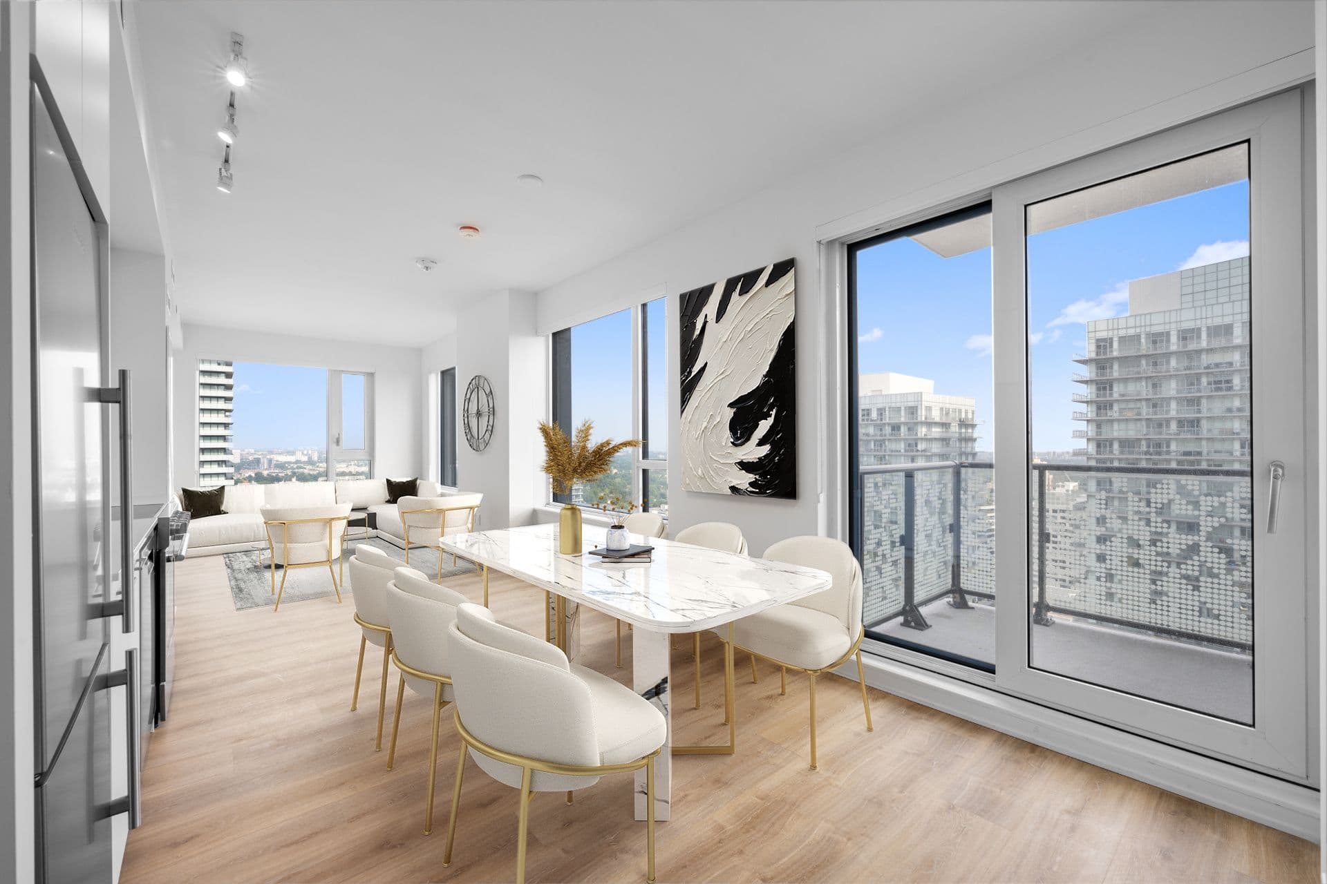 101 Roehampton Avenue 3409, Toronto C10, ON M4P 2W2