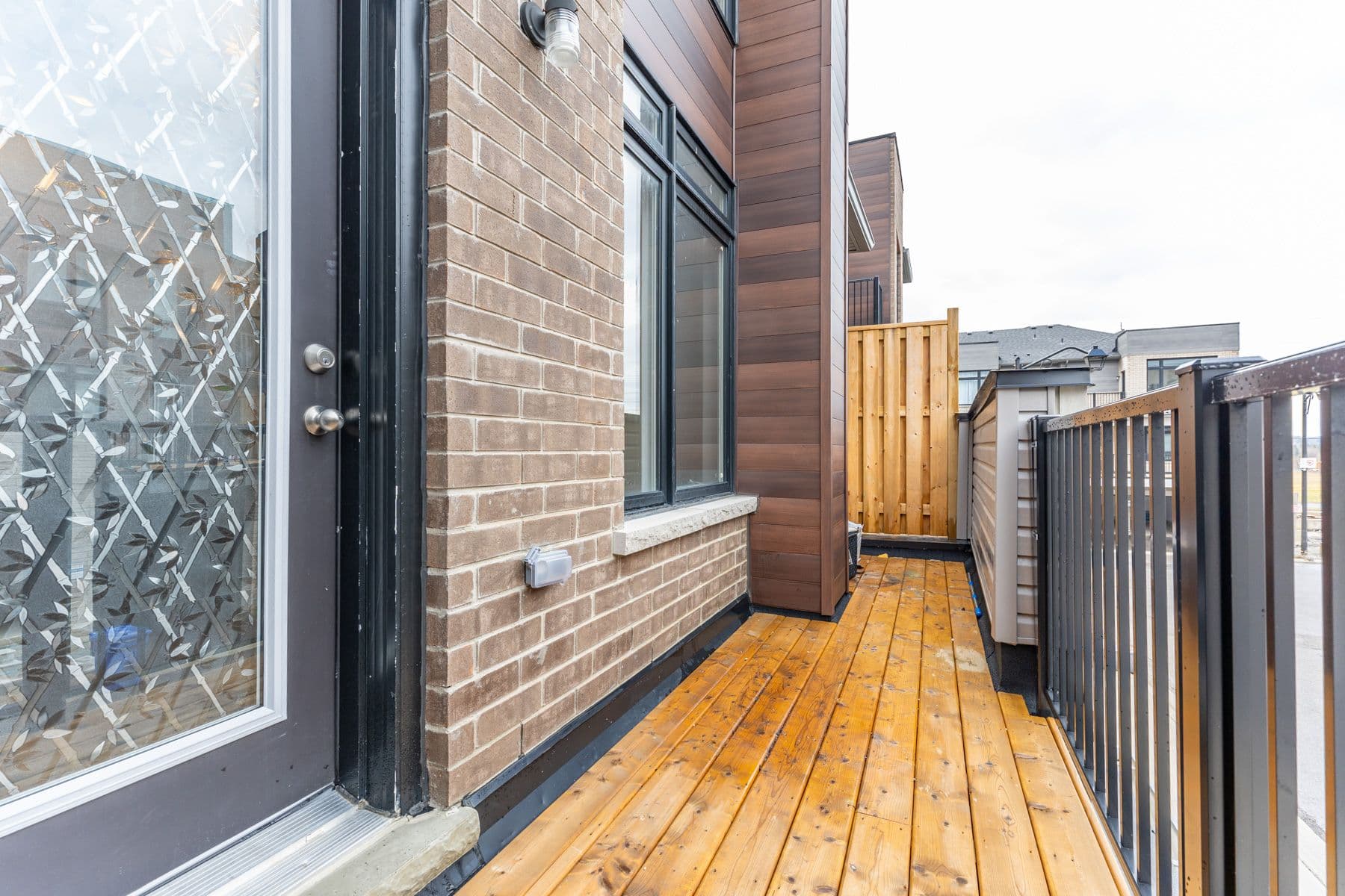 15 Gunton Street, Aurora, ON L4G 4A9