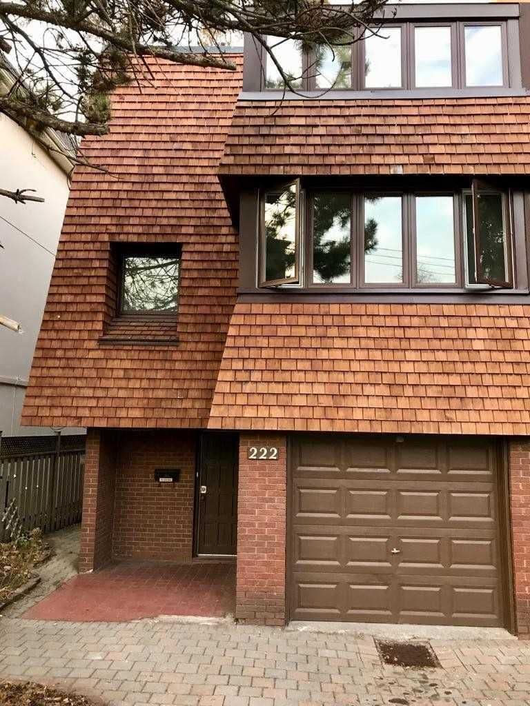 222 Broadway Avenue, Toronto C10, ON M4P 1V9