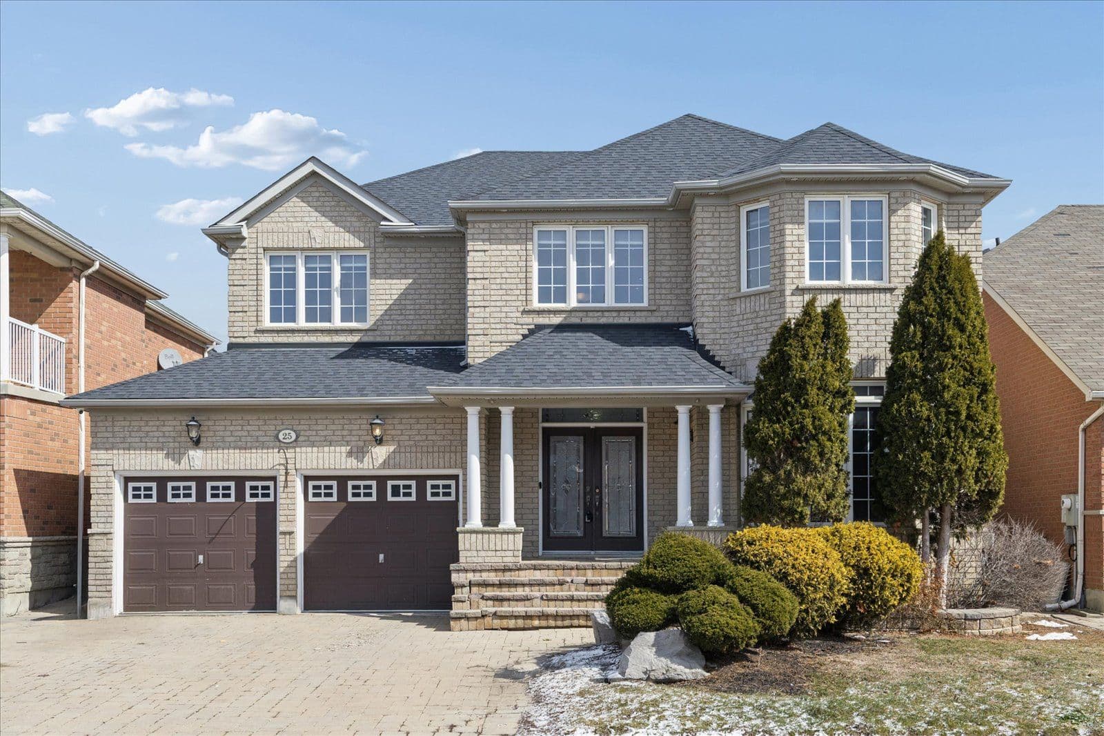 25 Mountain Gorge Road, Brampton, ON L6R 2X7