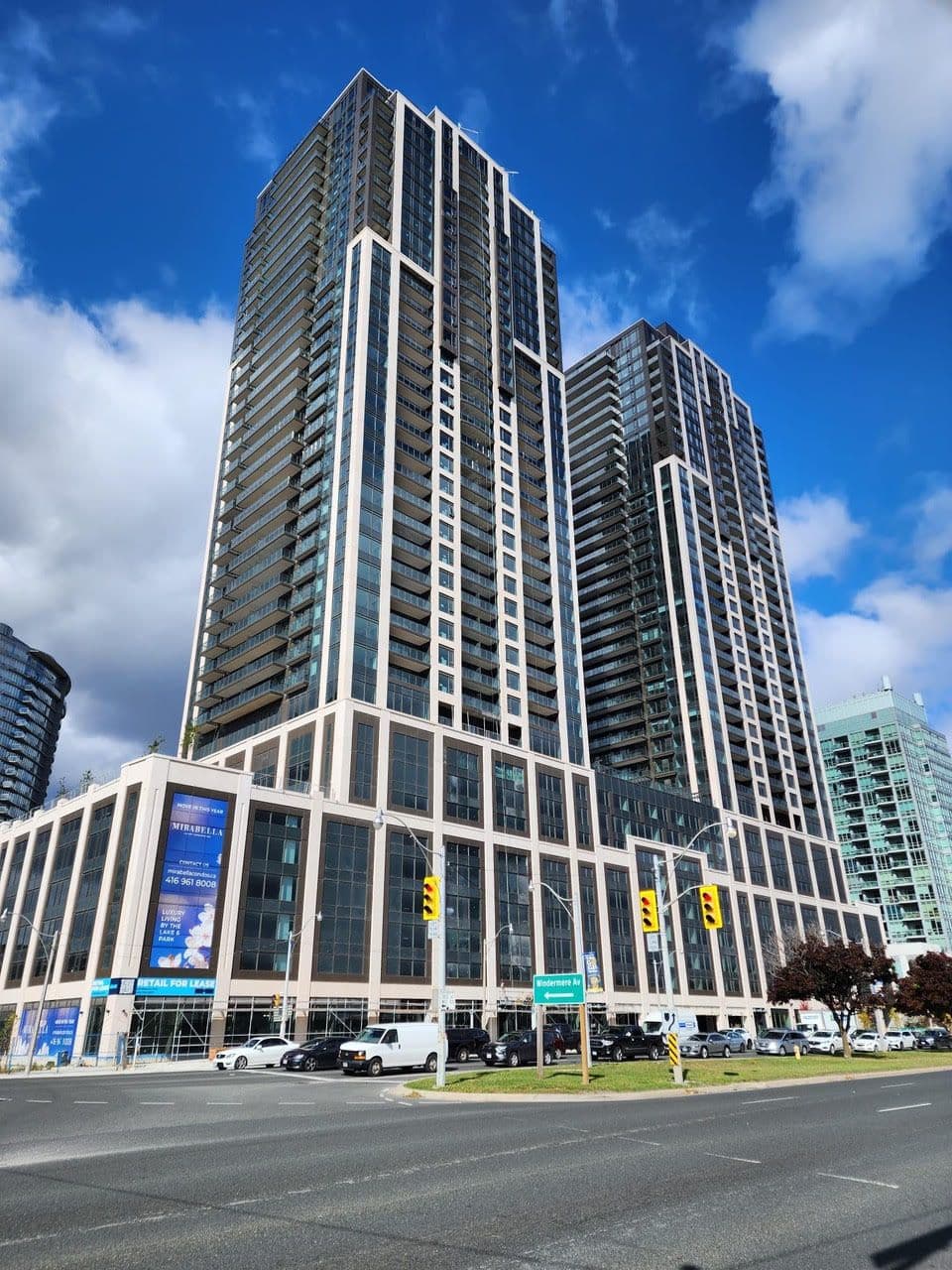 1926 Lakeshore Boulevard W 2917, Toronto W01, ON M6S 1A1