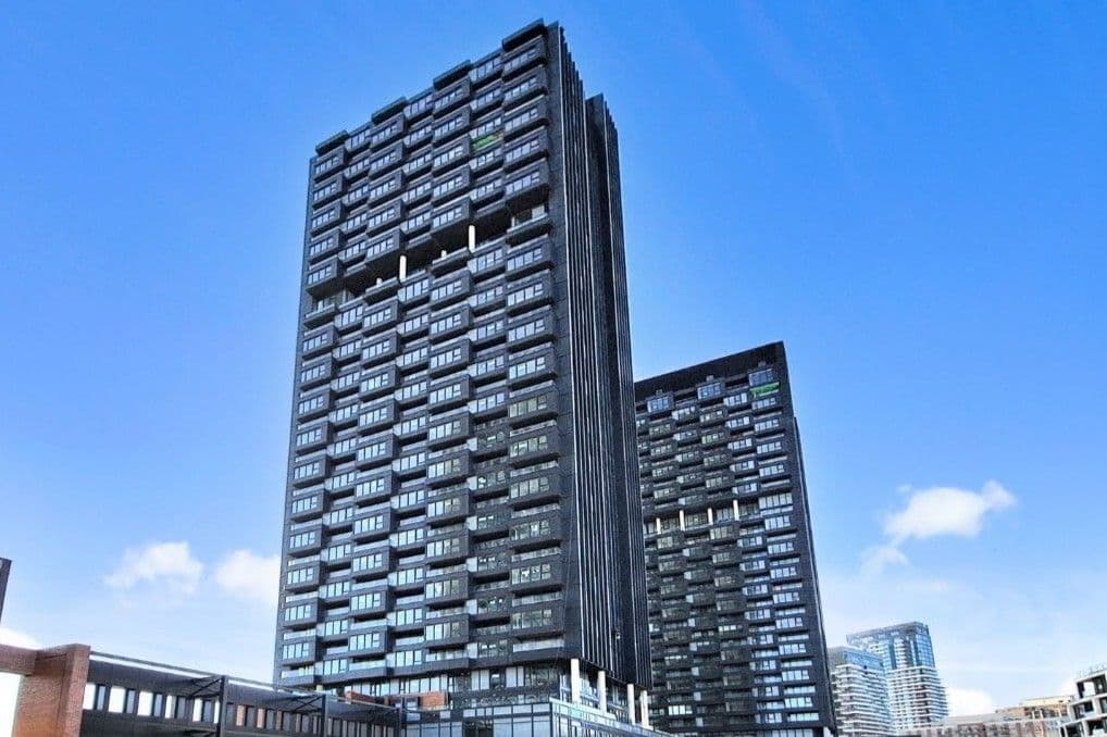 1 Quarrington Lane 2402, Toronto C13, ON M3C 0S4