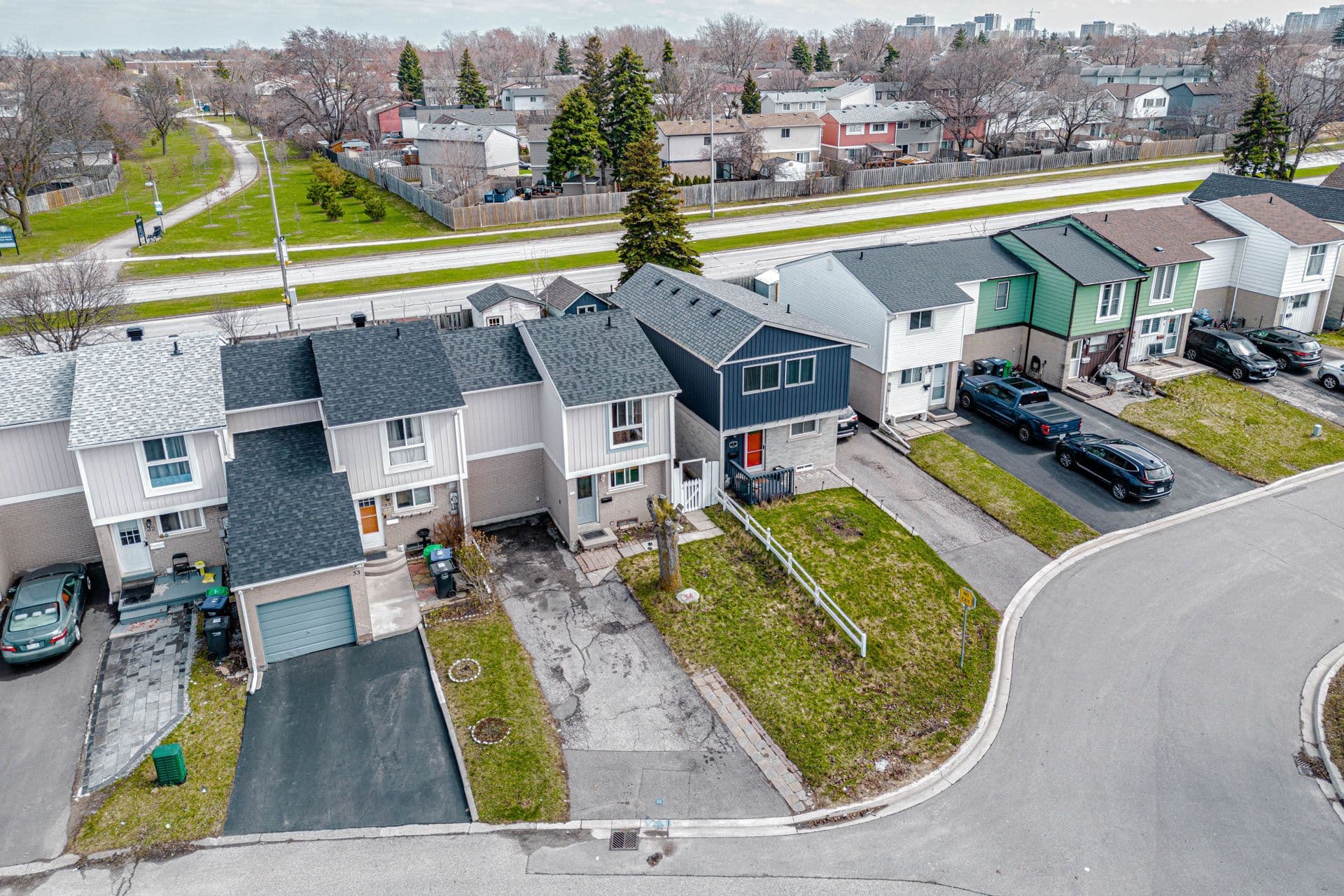 34 Jackman Drive, Brampton, ON L6S 2L7