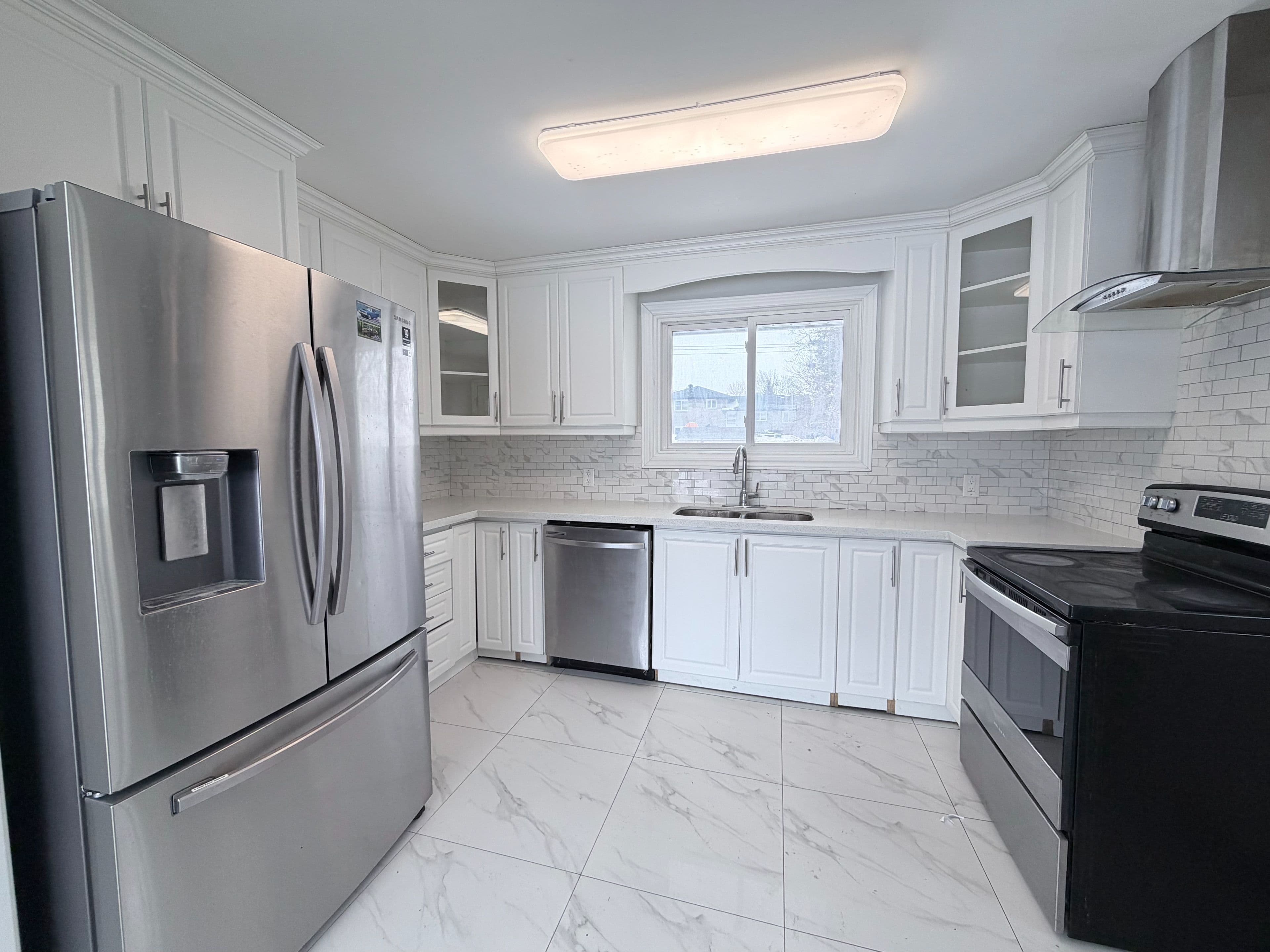 56 Lakeside Terrace 912, Barrie, ON L4M 0L4