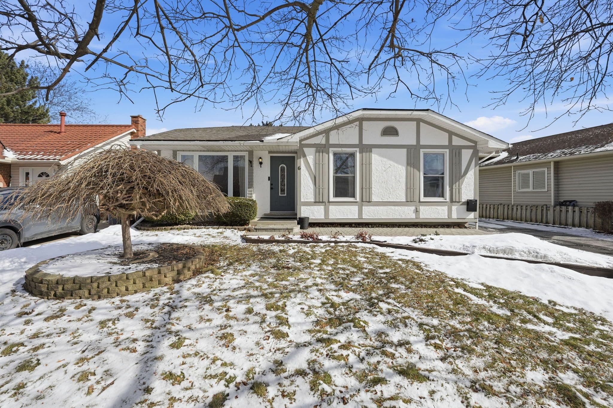 6 WILLCHER Drive, St. Catharines, ON L2M 7C8