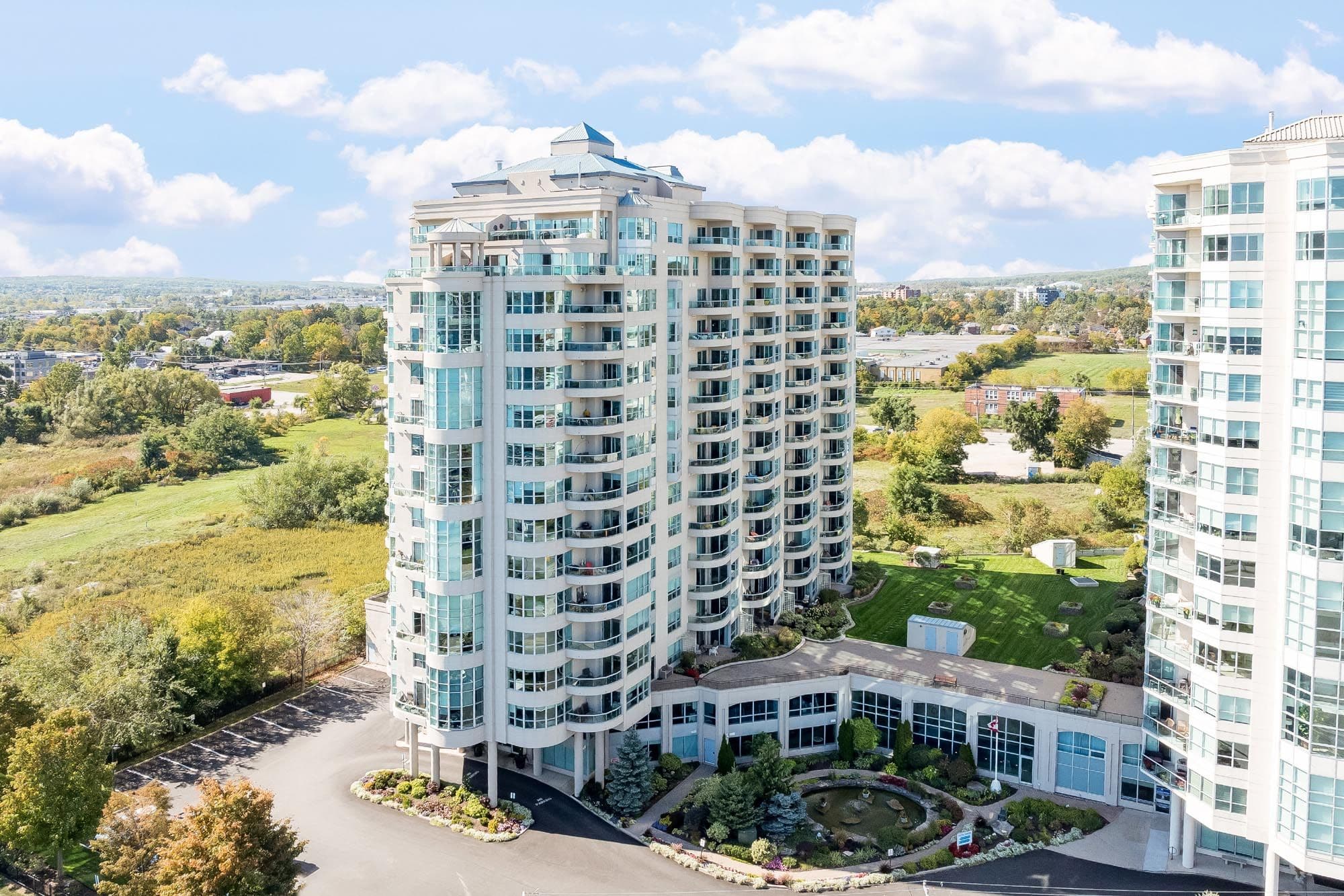 2 Toronto Street 1409, Barrie, ON L4N 9R2