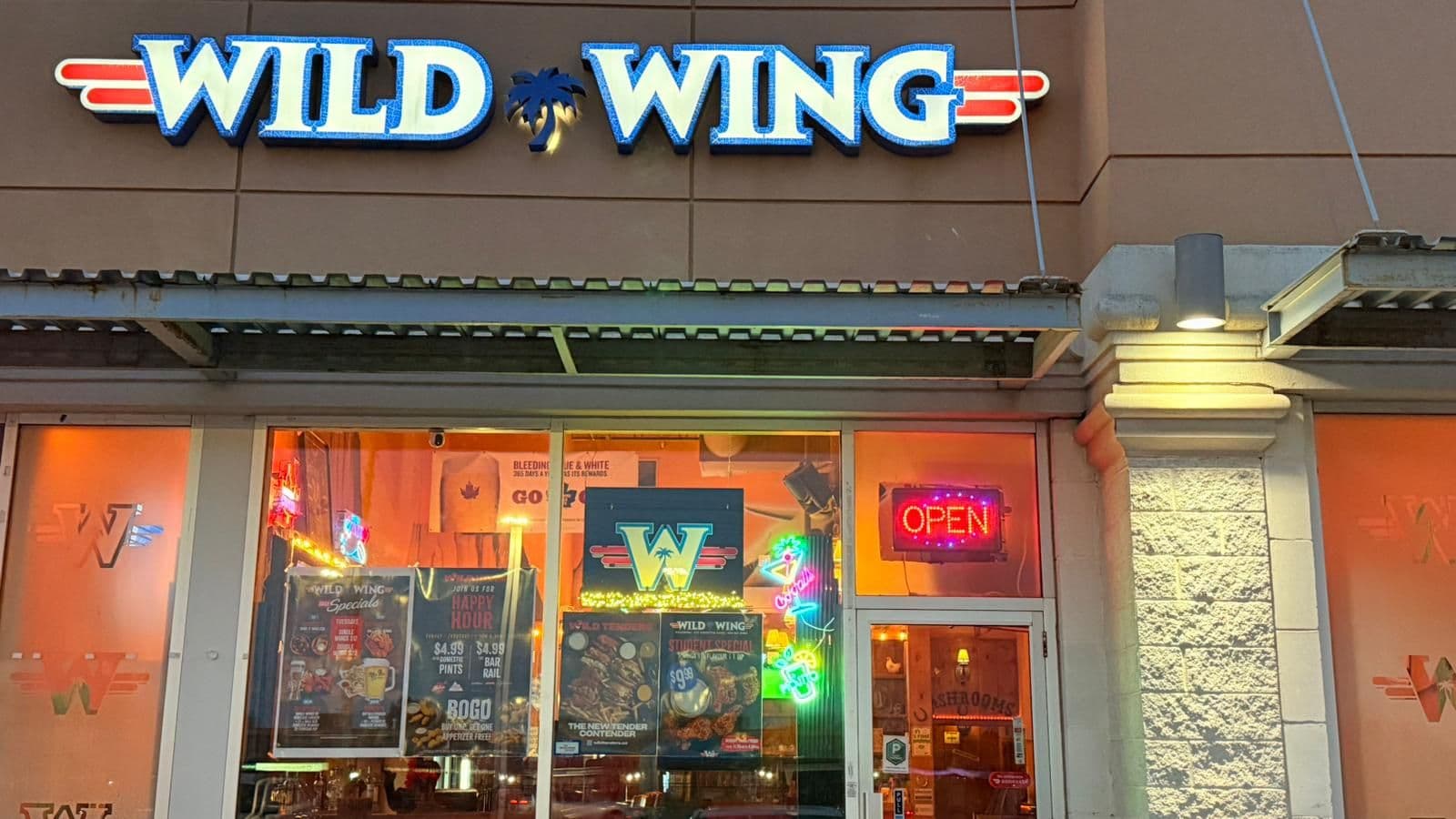 570 Kingston Road 4, Pickering, ON L1V 1A6