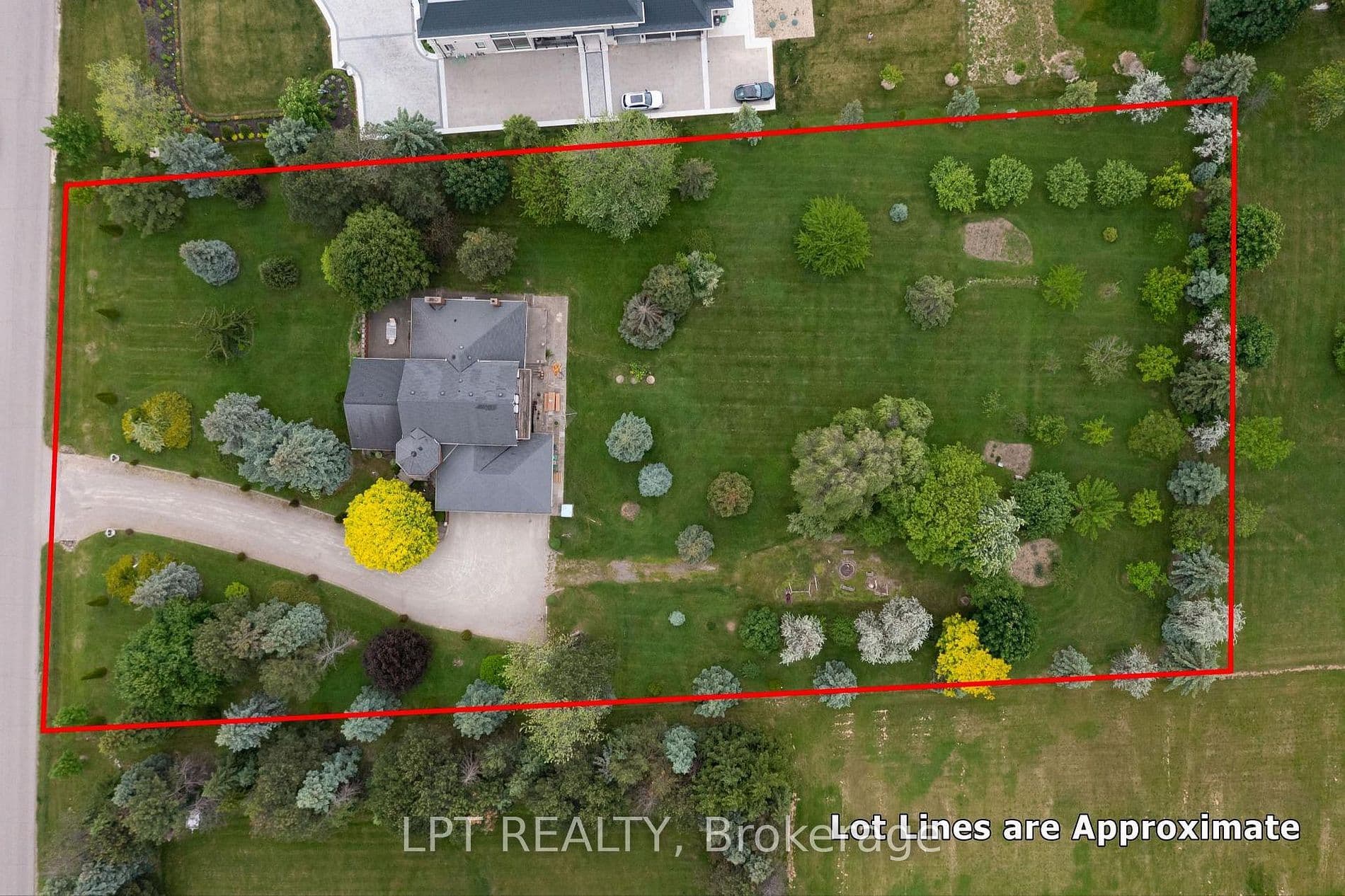 6 Fenton Way, Brampton, ON L6P 0P5