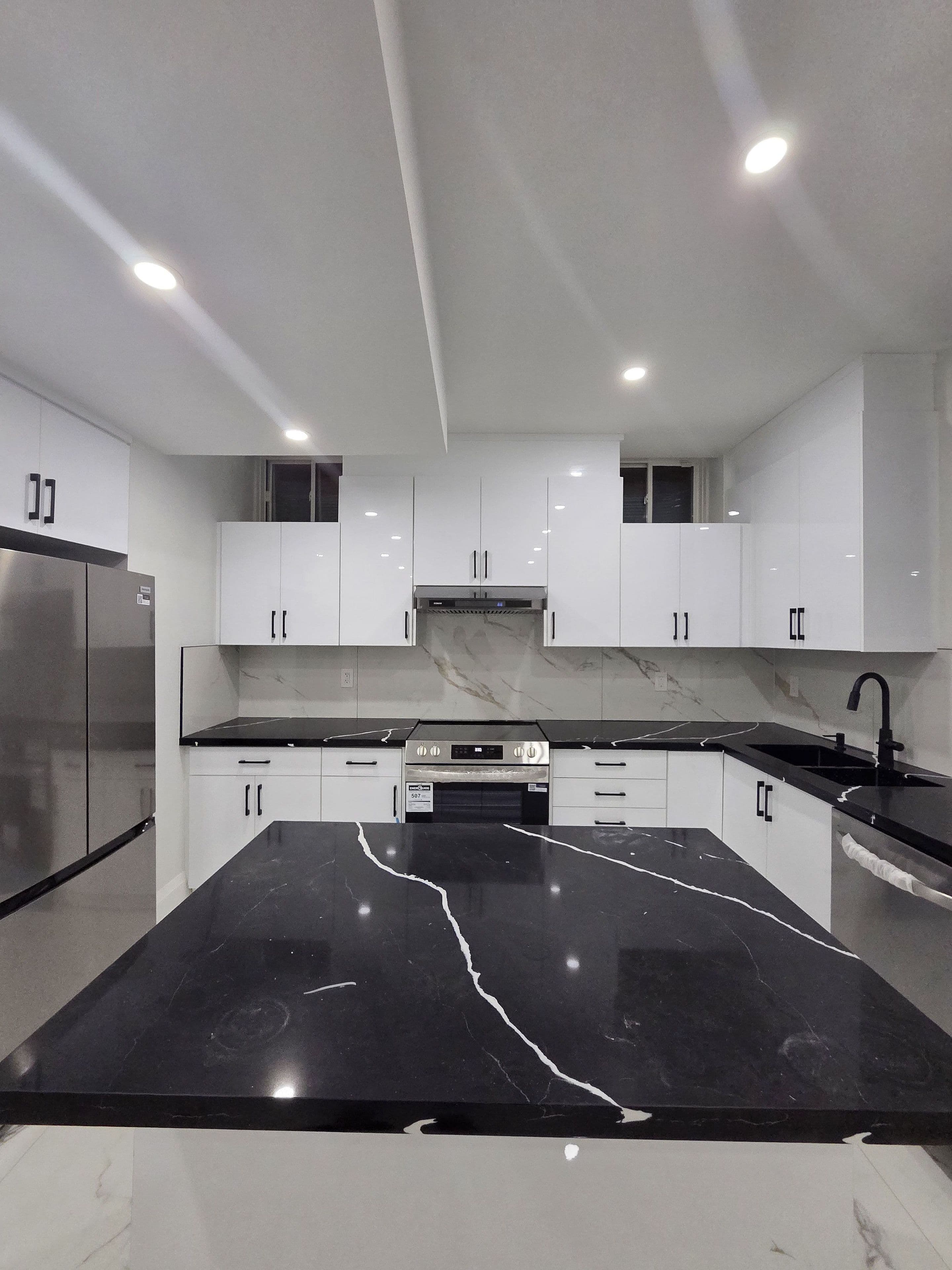 1432 Yellow Rose Circle Basement, Oakville, ON L6M 5L2