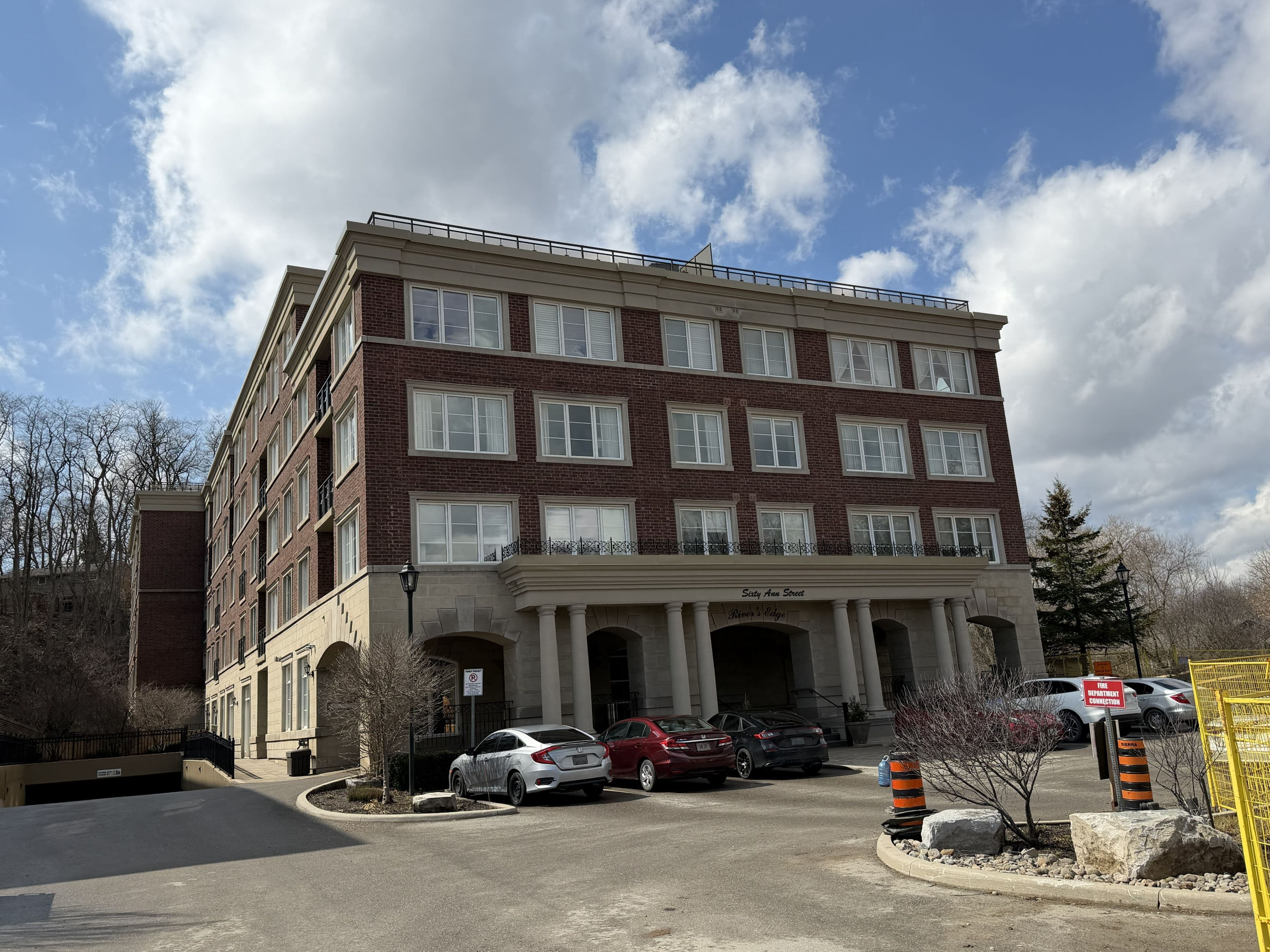 60 Ann Street 309, Caledon, ON L7E 4G5