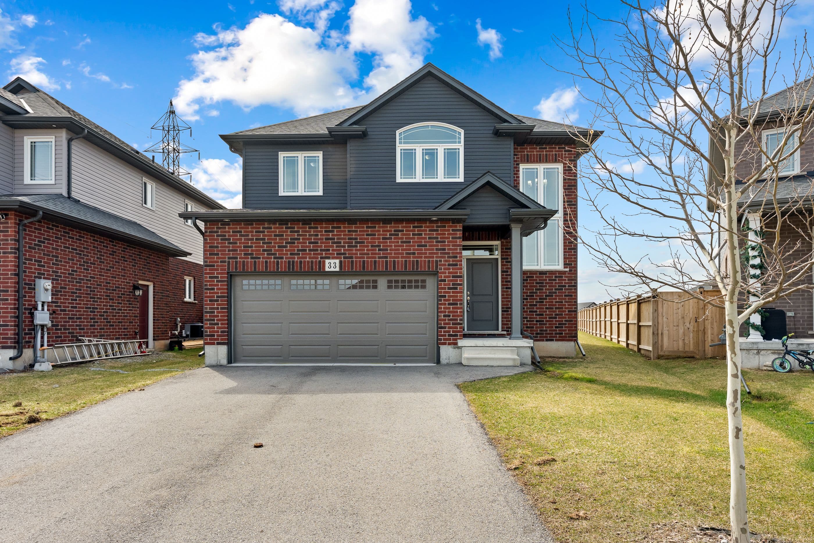33 Cinnamon Street, Thorold, ON L2V 0H6