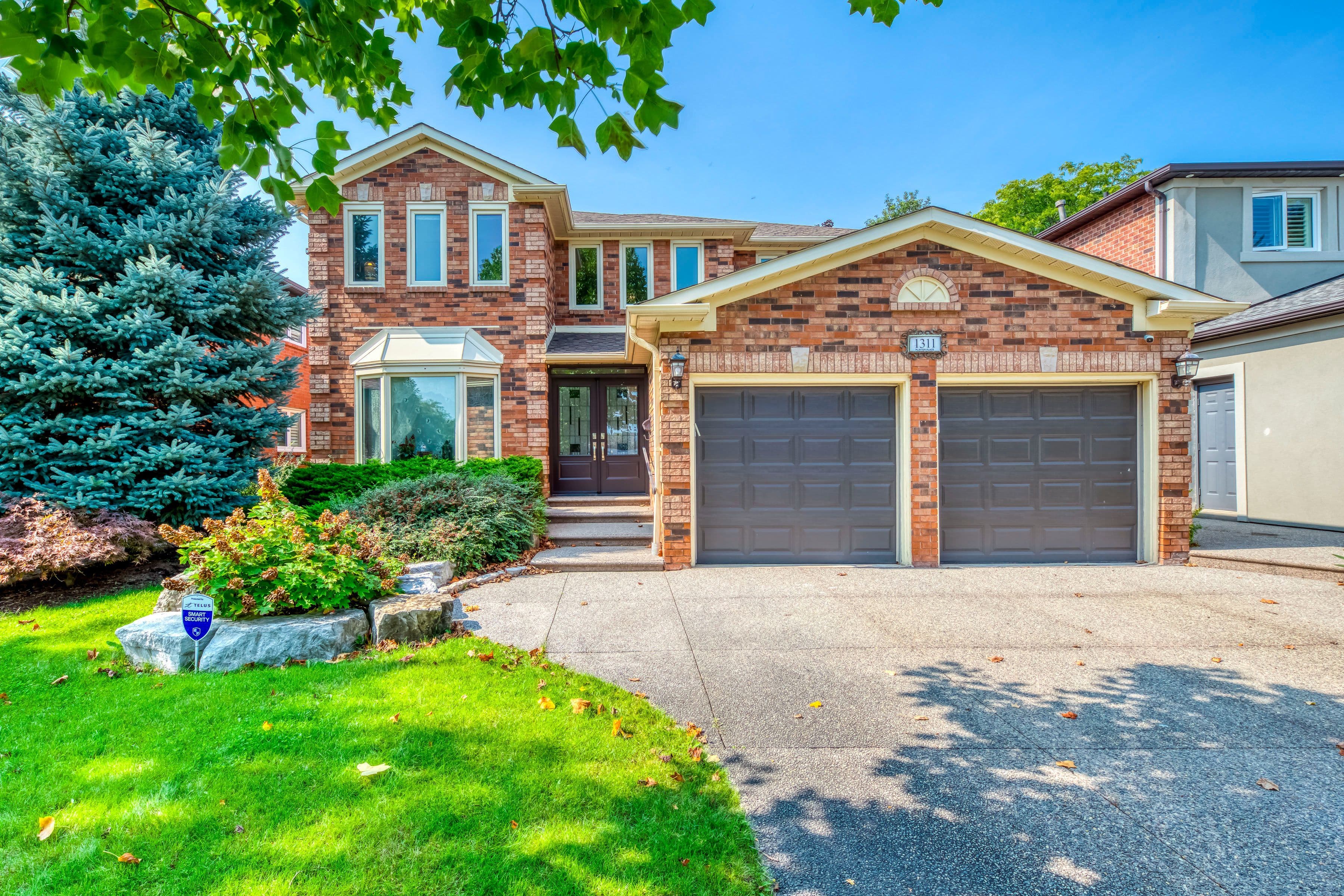 1311 Playter Place, Oakville, ON L6M 2V1