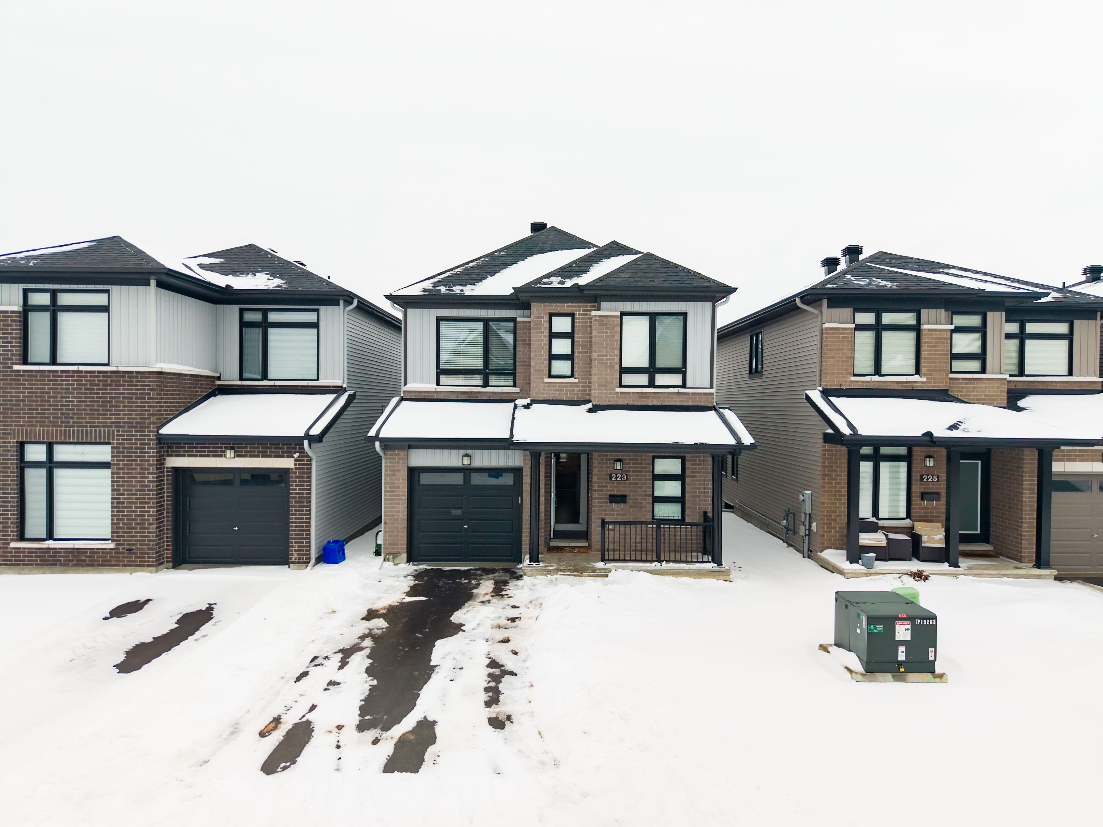 223 Turnbuckle Crescent, Barrhaven, ON K2J 7B7