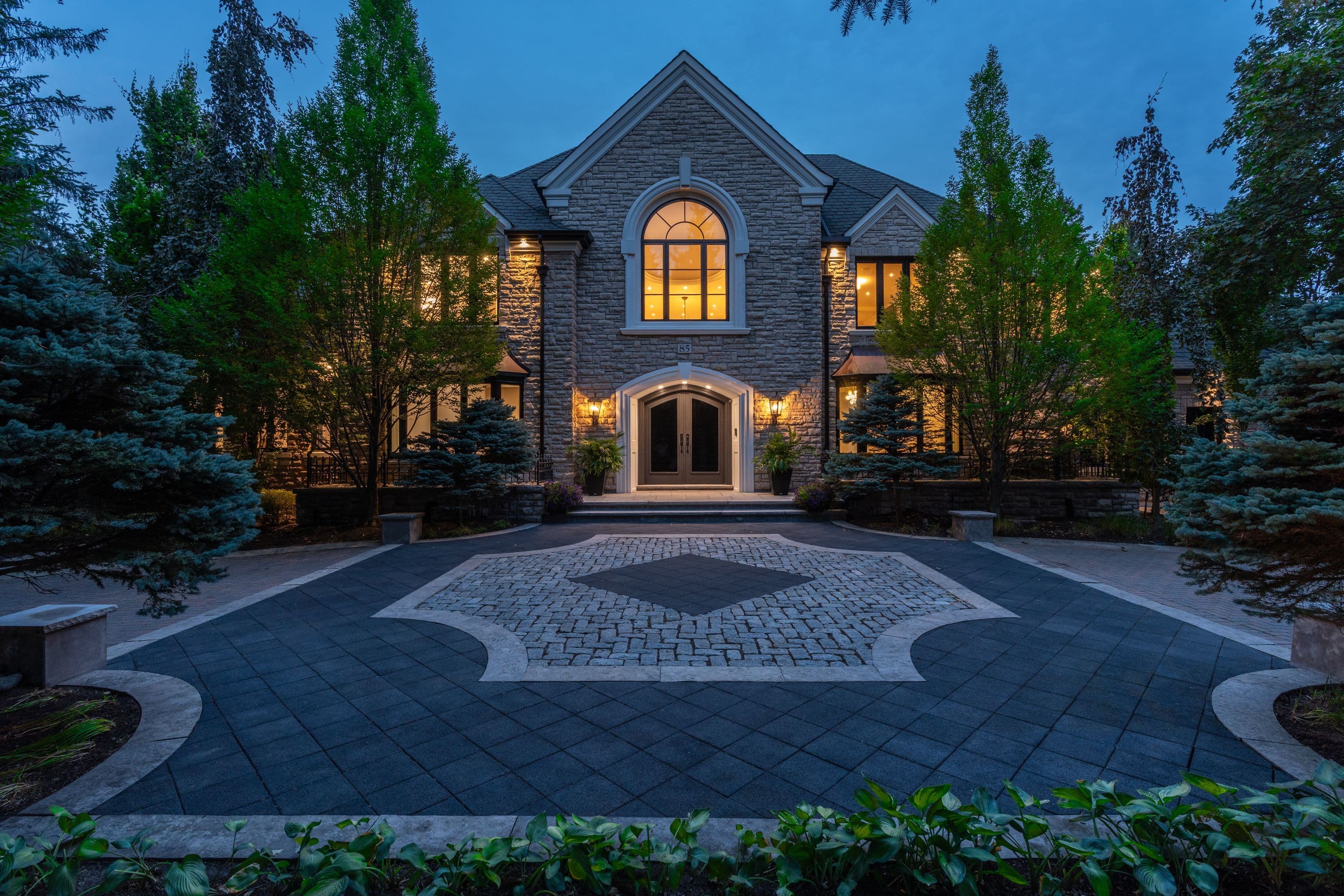 85 Cowan Drive, Vaughan, ON L4L 7H4