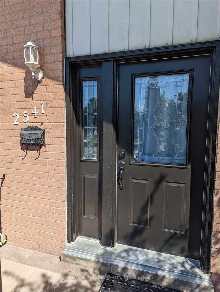 2541 Trident Avenue bsmt, Mississauga, ON L5B 2L3