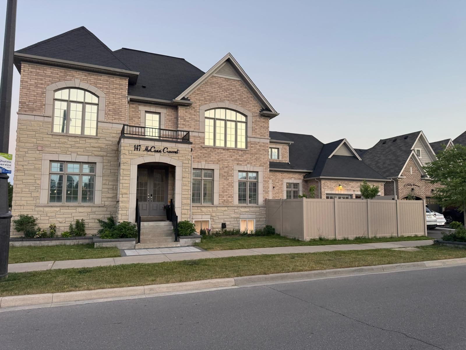 147 Mccann Crescent, Bradford West Gwillimbury, ON L3Z 0M6
