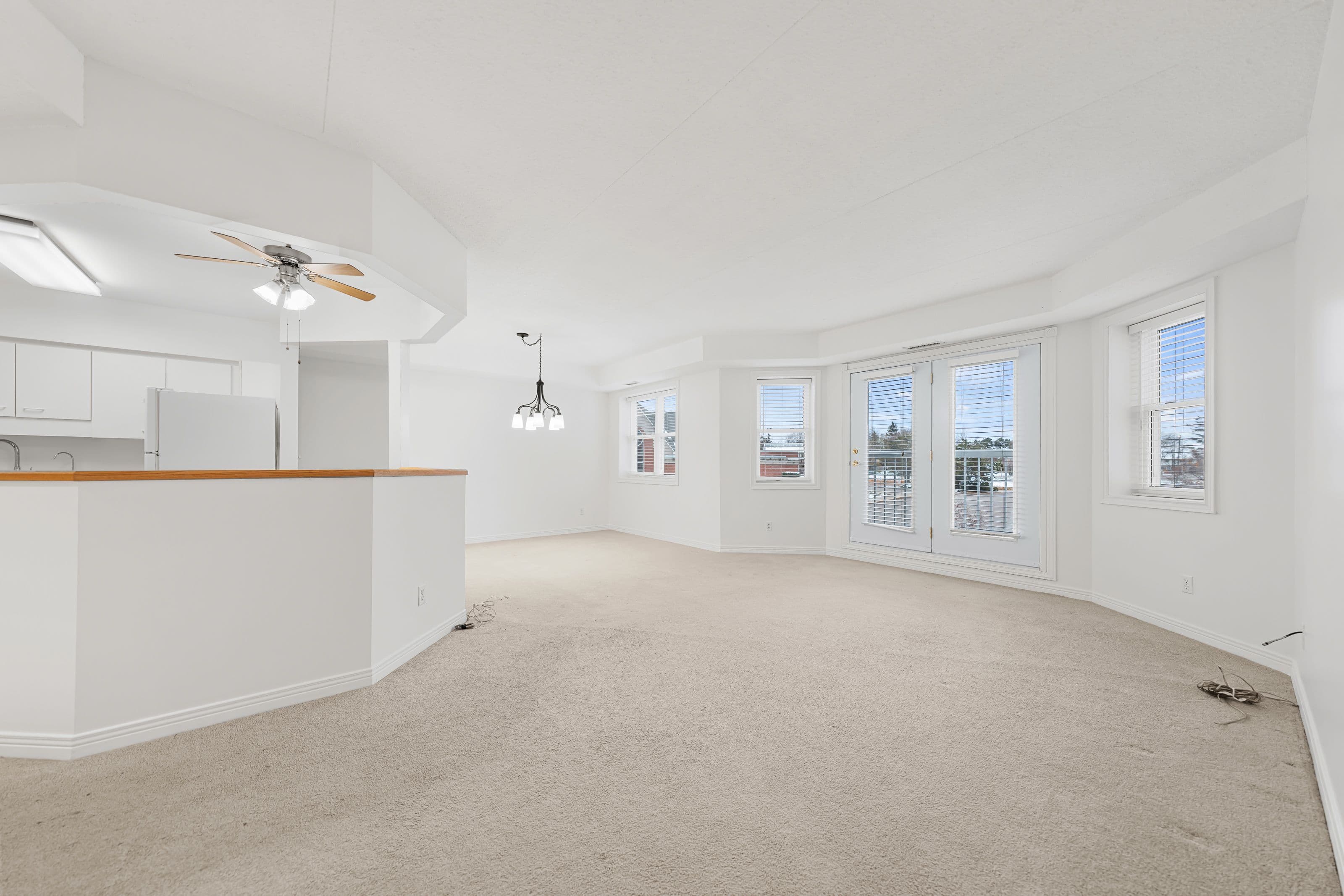 208 Silvercreek Parkway N 205, Guelph, ON N1H 8H2