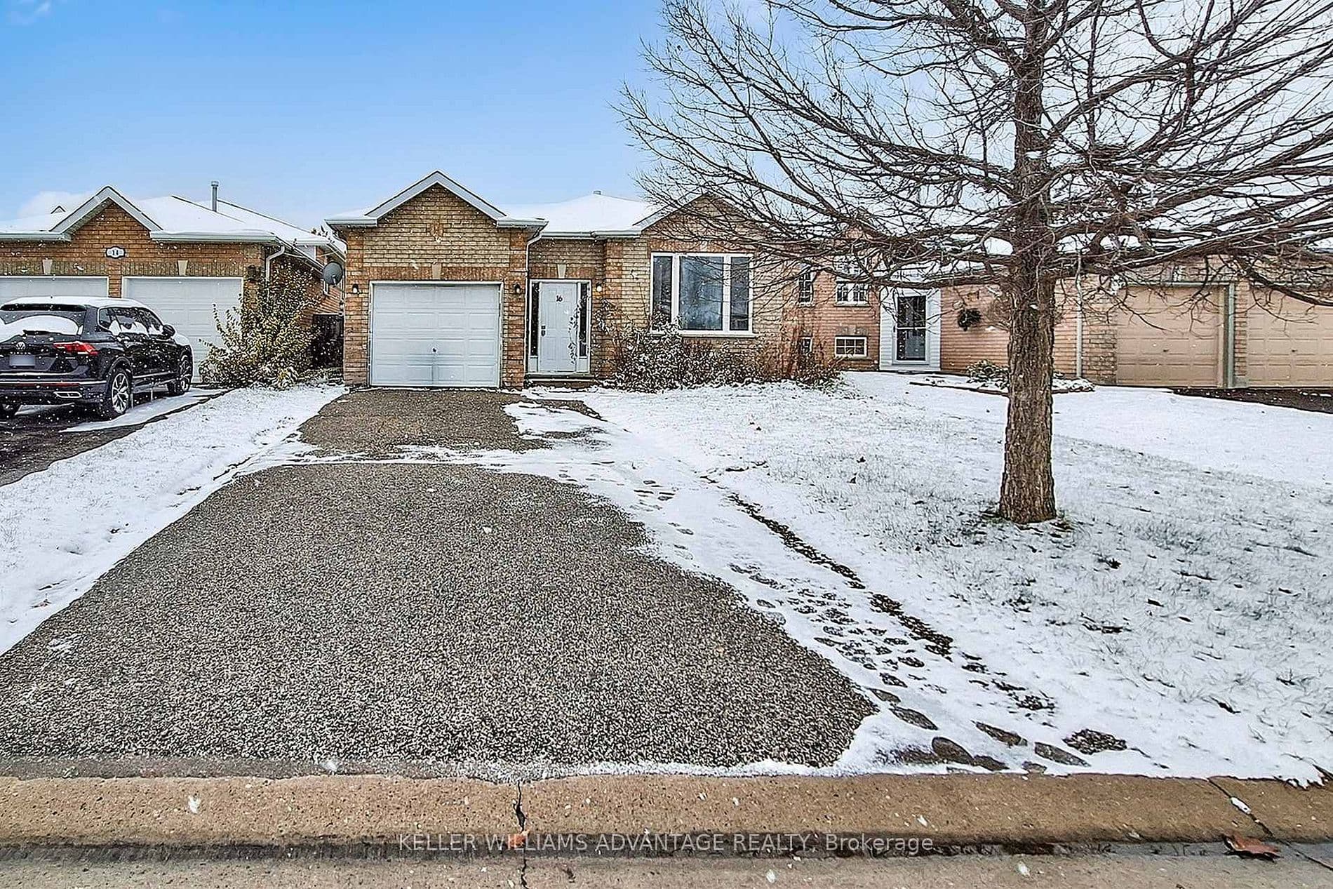 16 Nicole Marie Avenue Lower, Barrie, ON L4M 6Y8