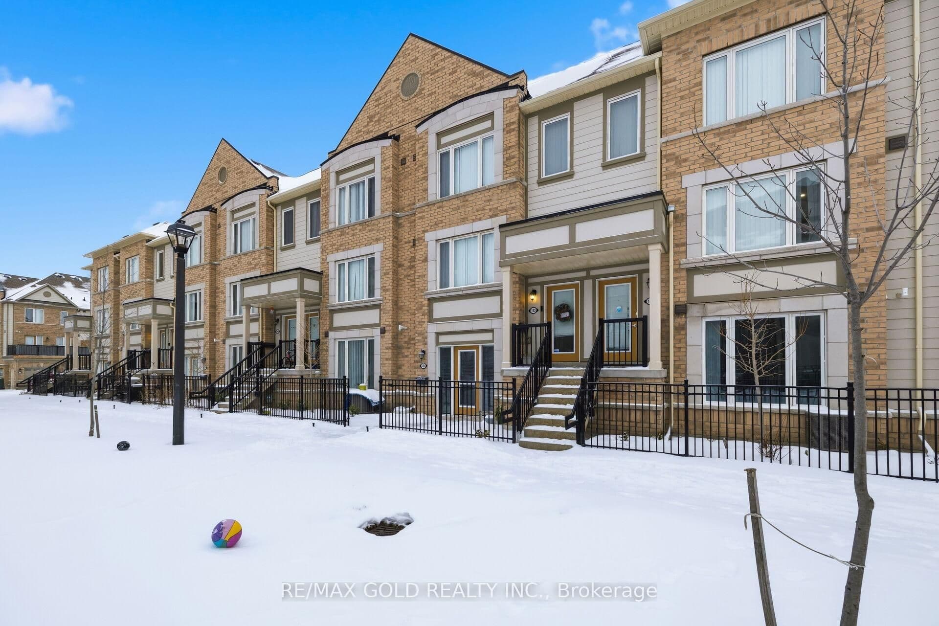 1 Beckenrose Court 144, Brampton, ON L6Y 6G2