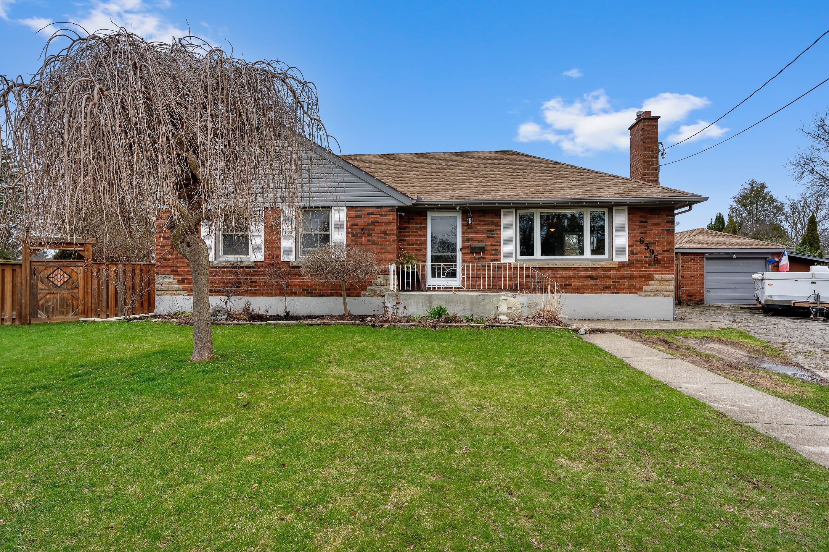 6396 Laura Crescent, Niagara Falls, ON L2G 5E4