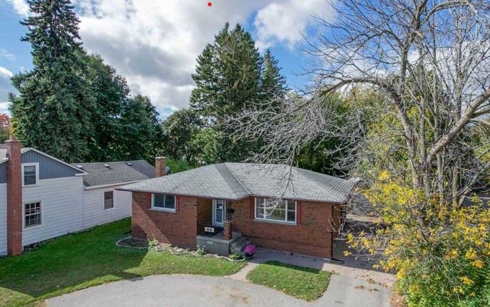 50 Liberty Street N, Clarington, ON L1C 2L7