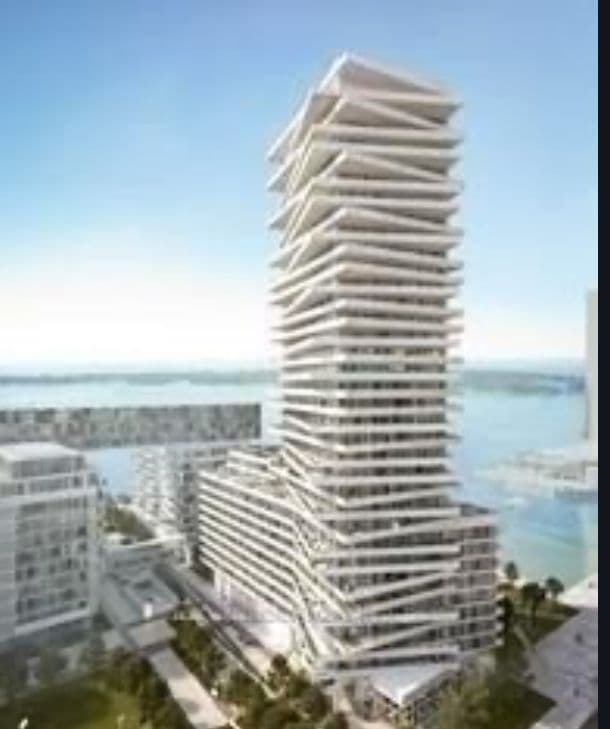 15 Queens Quay E 516, Toronto C01, ON M5E 0A4