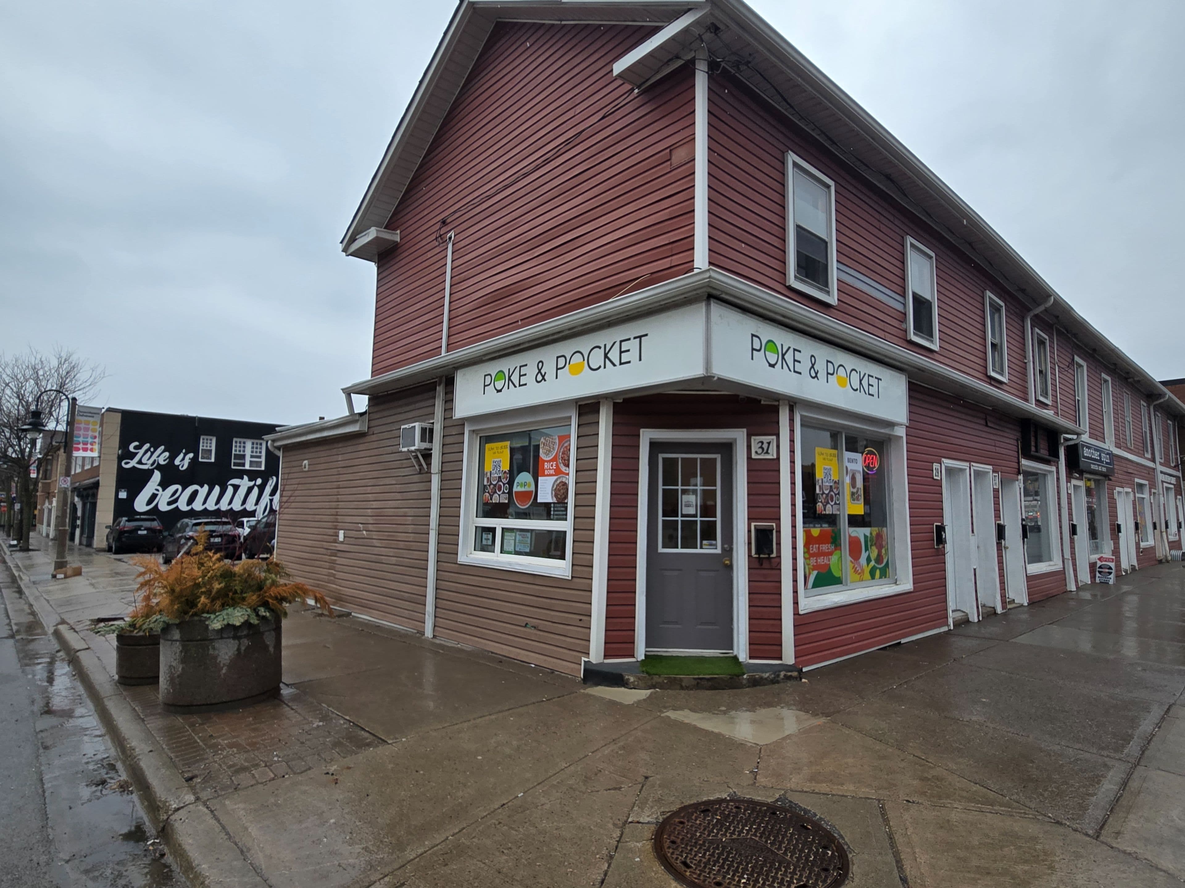 31 Bond Street E, Oshawa, ON L1G 1A8