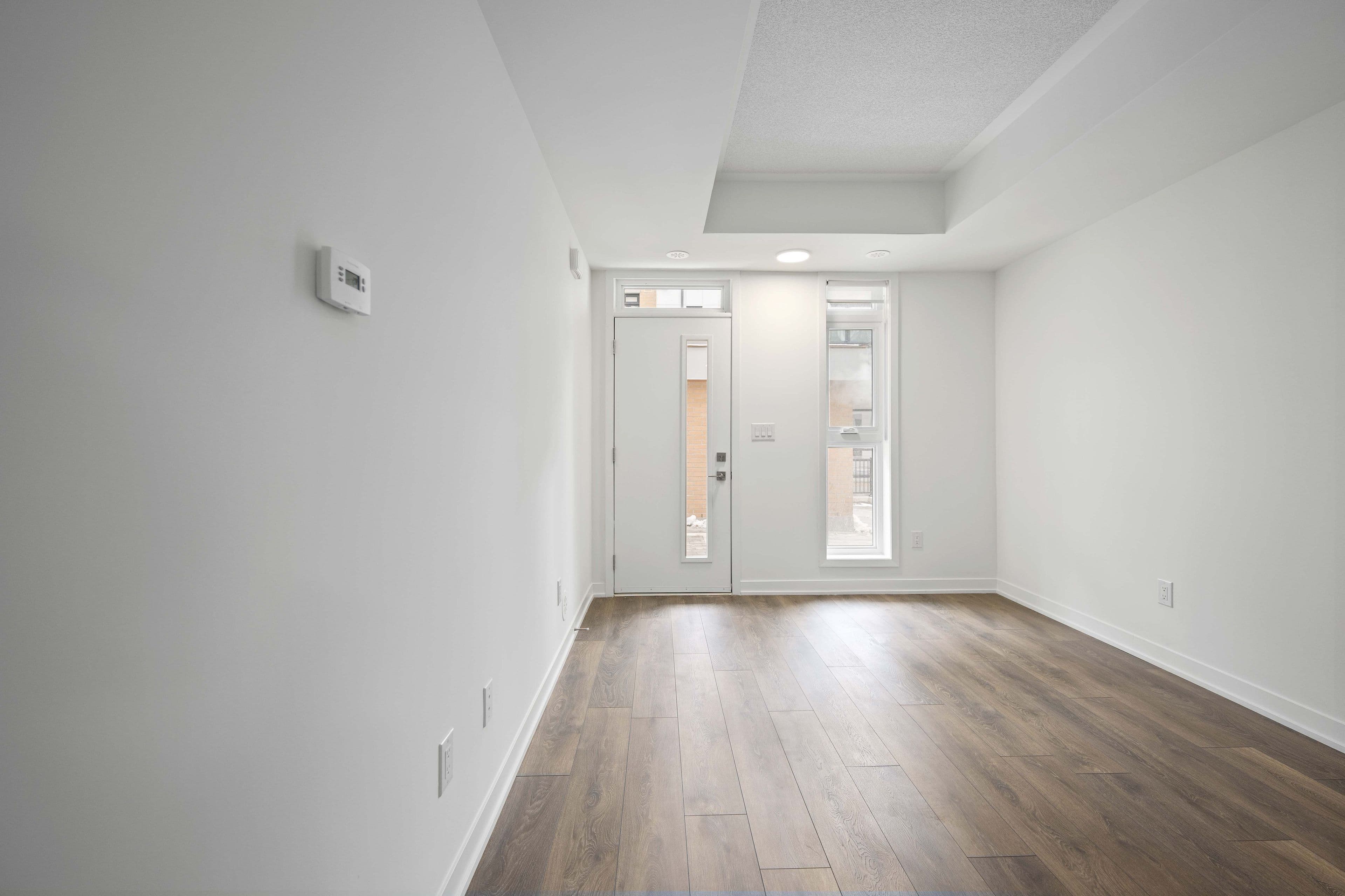 145 Canon Jackson Drive 111, Toronto W04, ON M6M 0E1