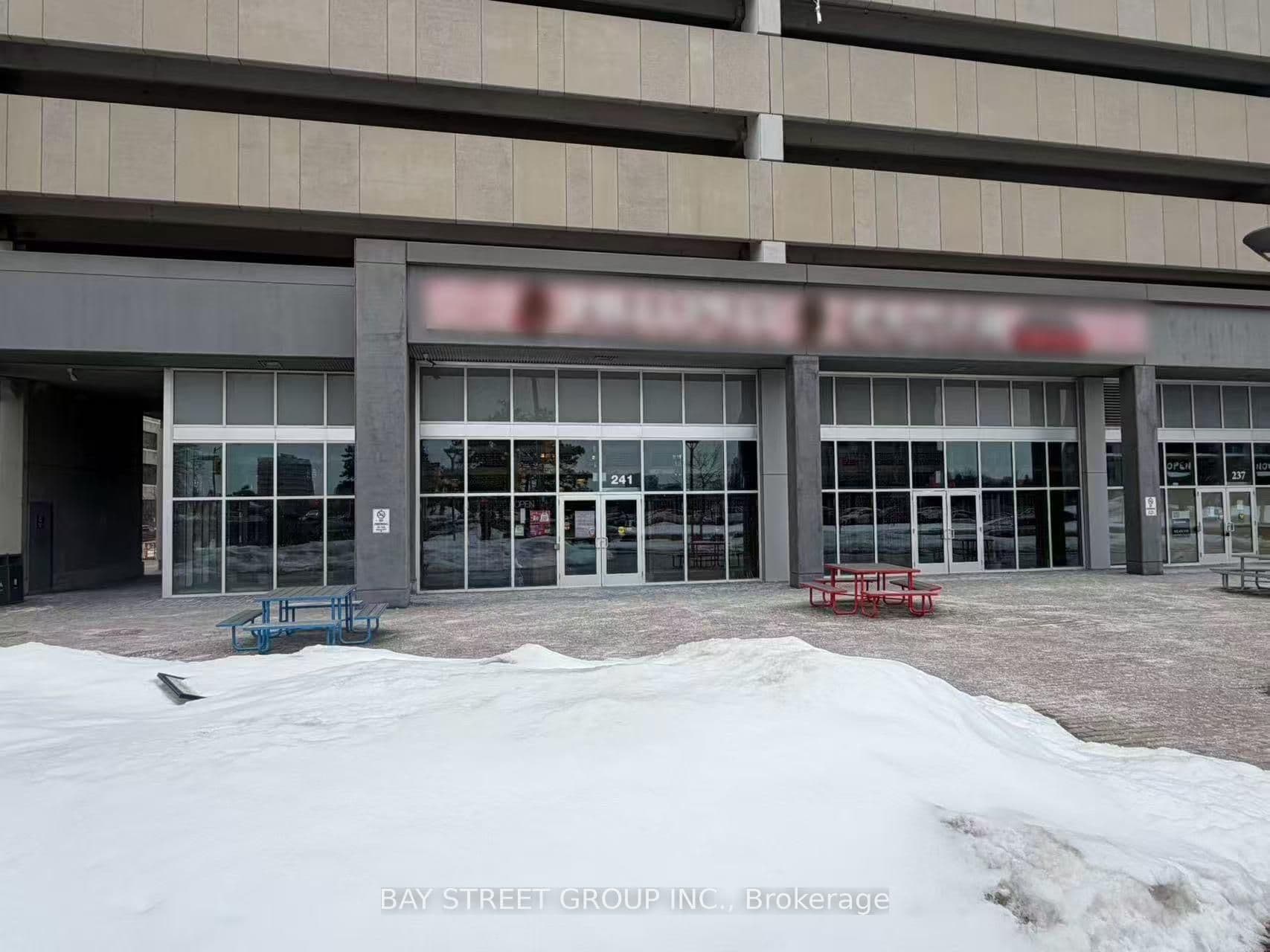 241 Consumers Road F, Toronto C15, ON M2J 0E9