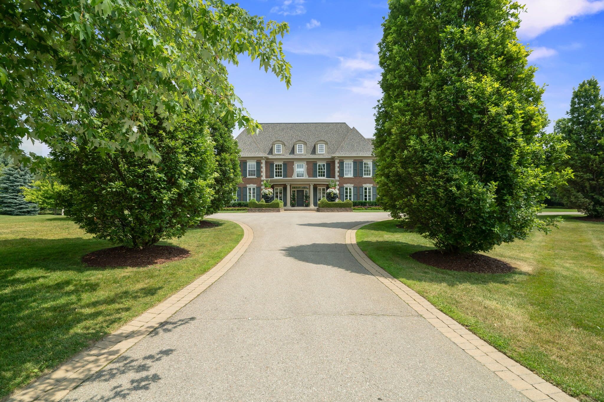 91 Fairfield Drive, King, ON L7B 1L9