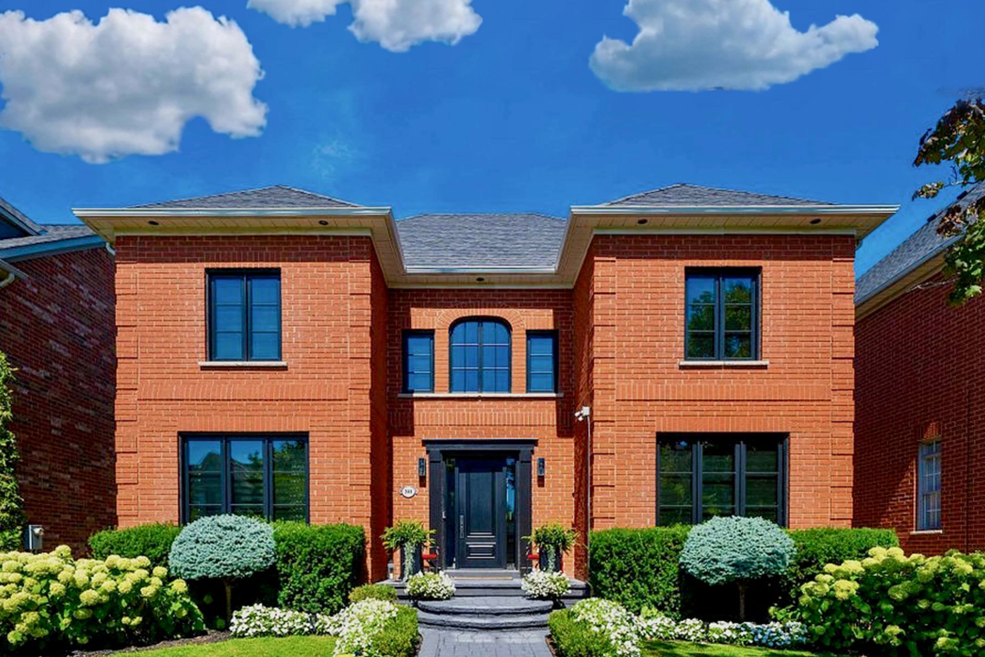 80 Angus Glen Boulevard, Markham, ON L6C 1Z4