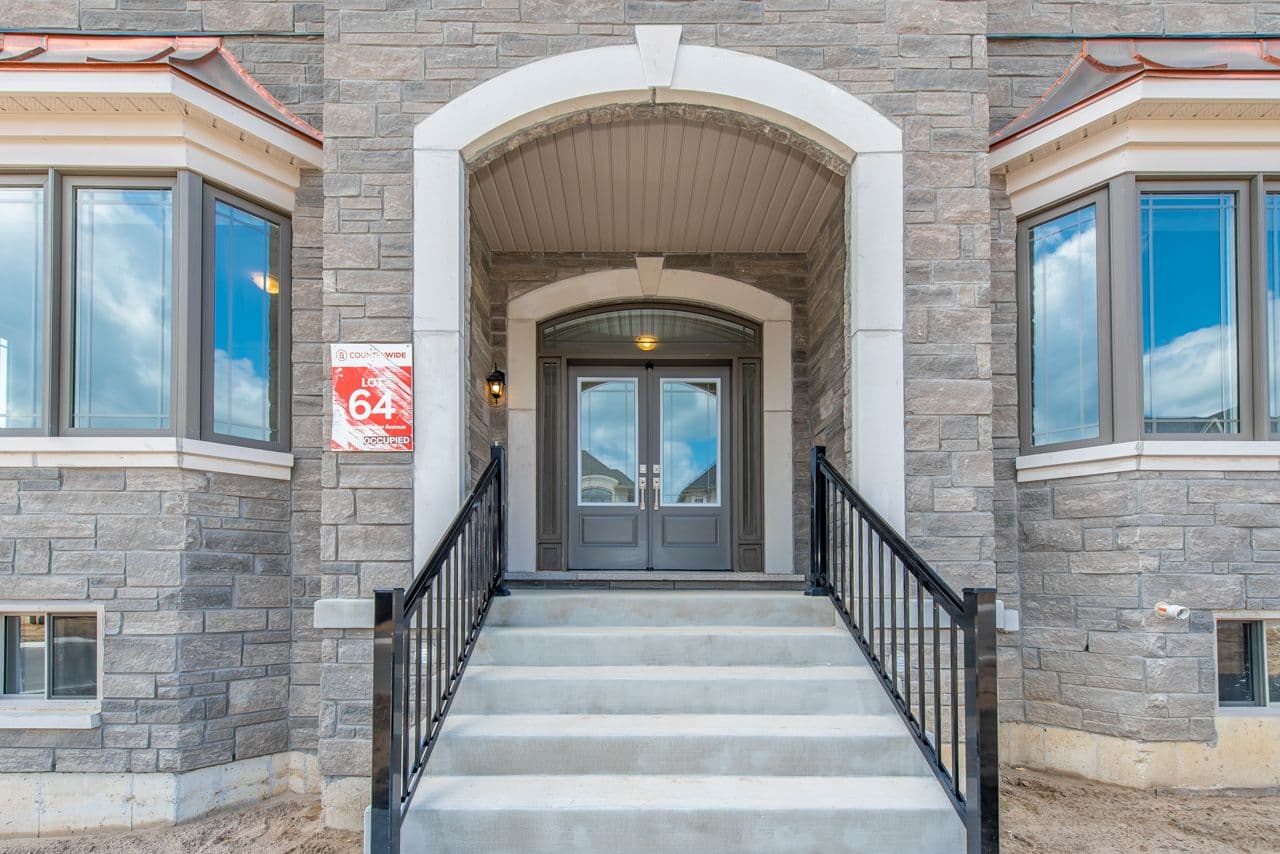 117 James Walker Avenue, Caledon, ON L7C 4N1