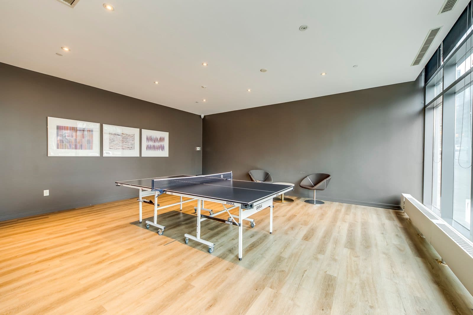 11 Brunel Court 4816, Toronto C01, ON M5V 3Y3