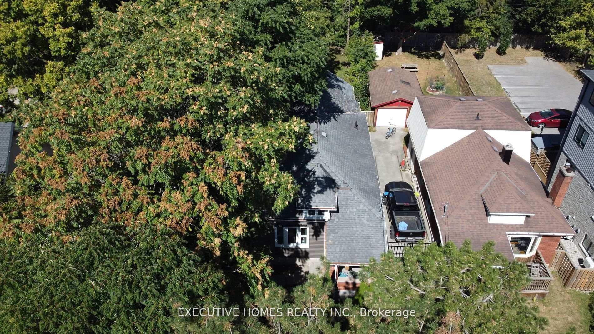 650 Oxford Street E, London East, ON N5X 3J4