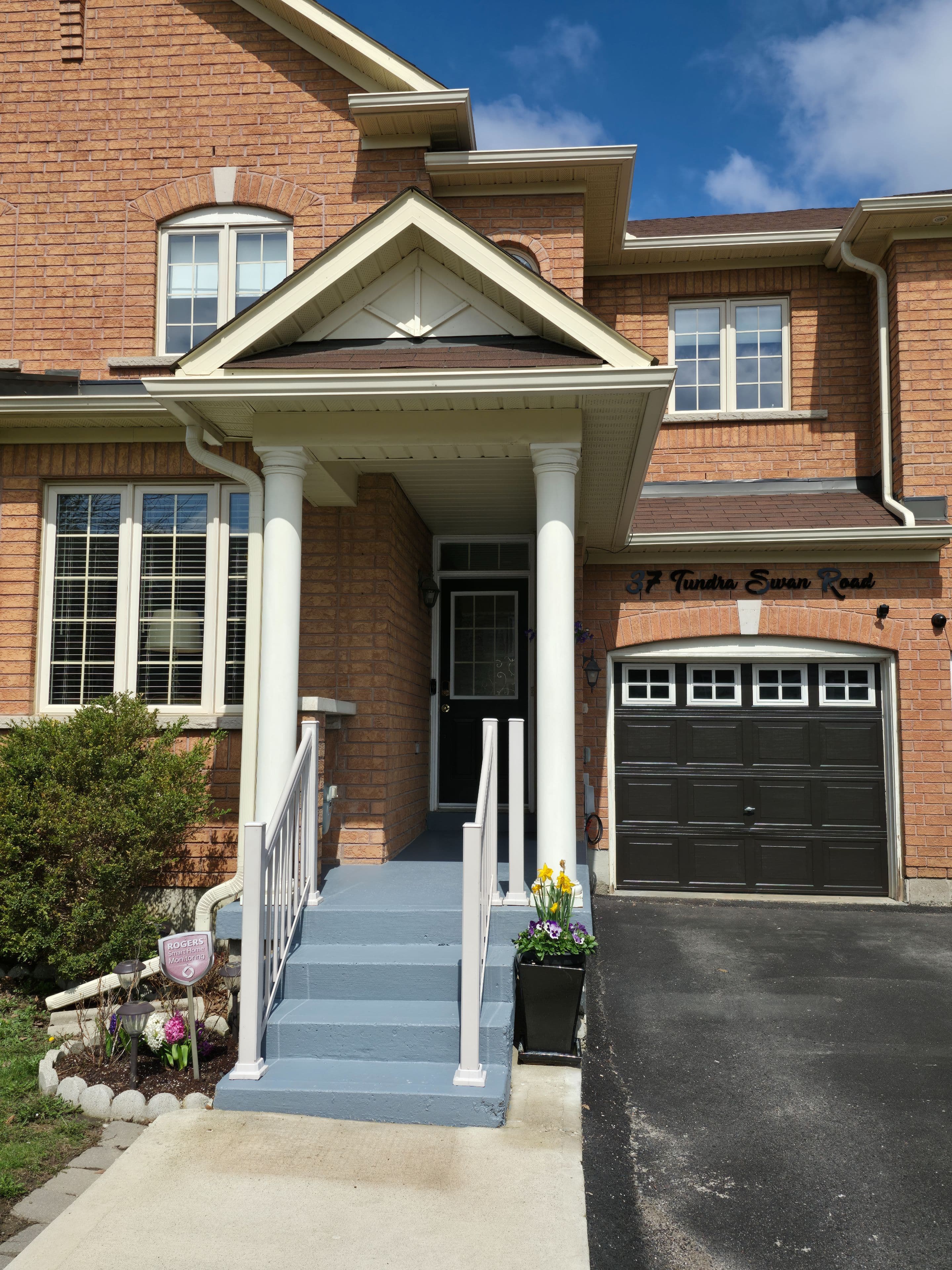 37 Tundra Swan Road, Brampton, ON L6R 3L9