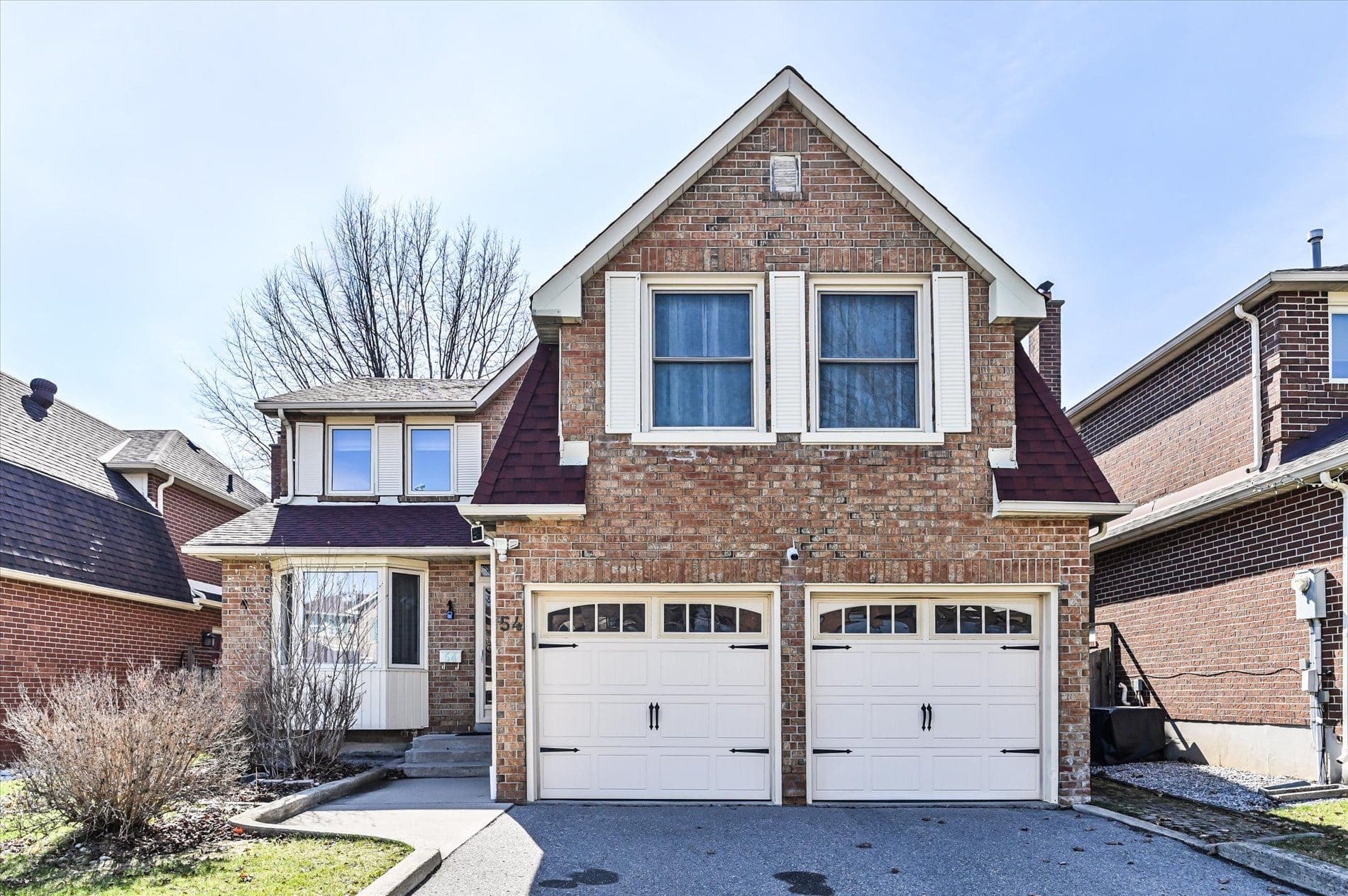 54 Bauer Crescent, Markham, ON L3R 4H4