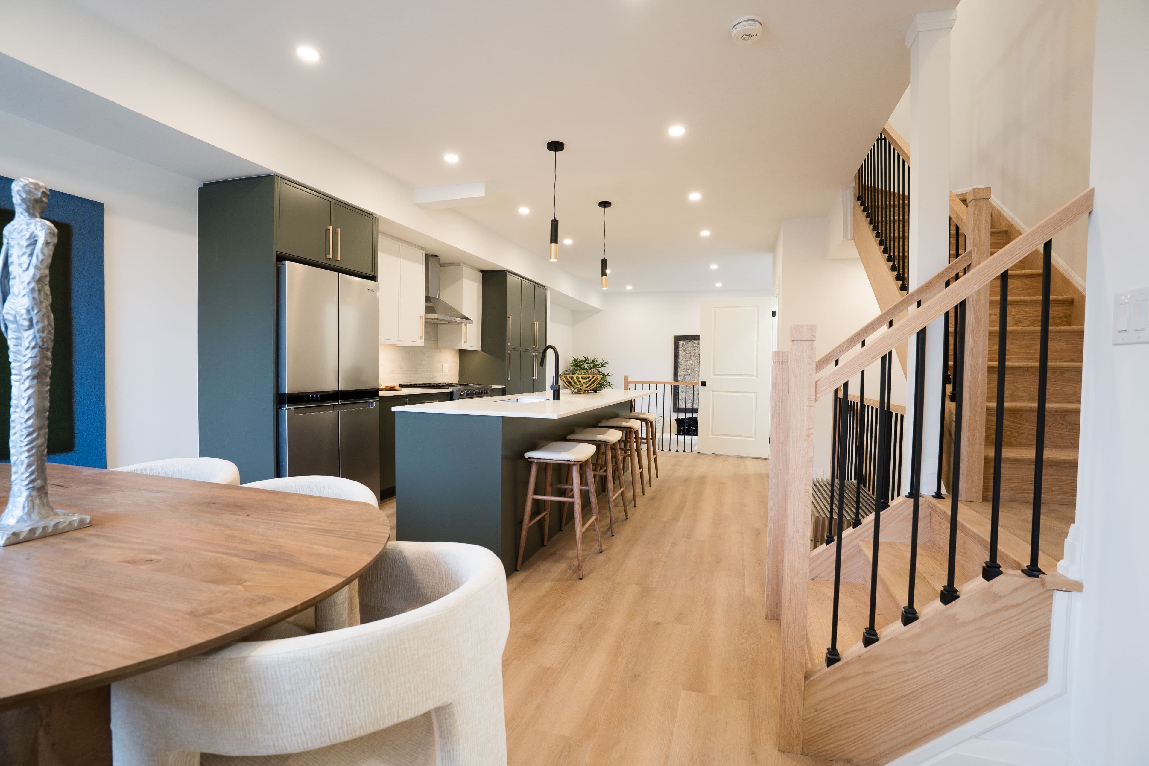 4 Southwell Drive B, Toronto C13, ON M3B 2N7