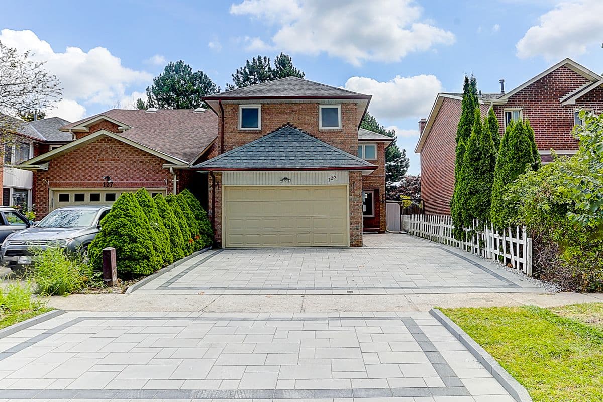 125 Green Bush Crescent, Vaughan, ON L4J 5M3