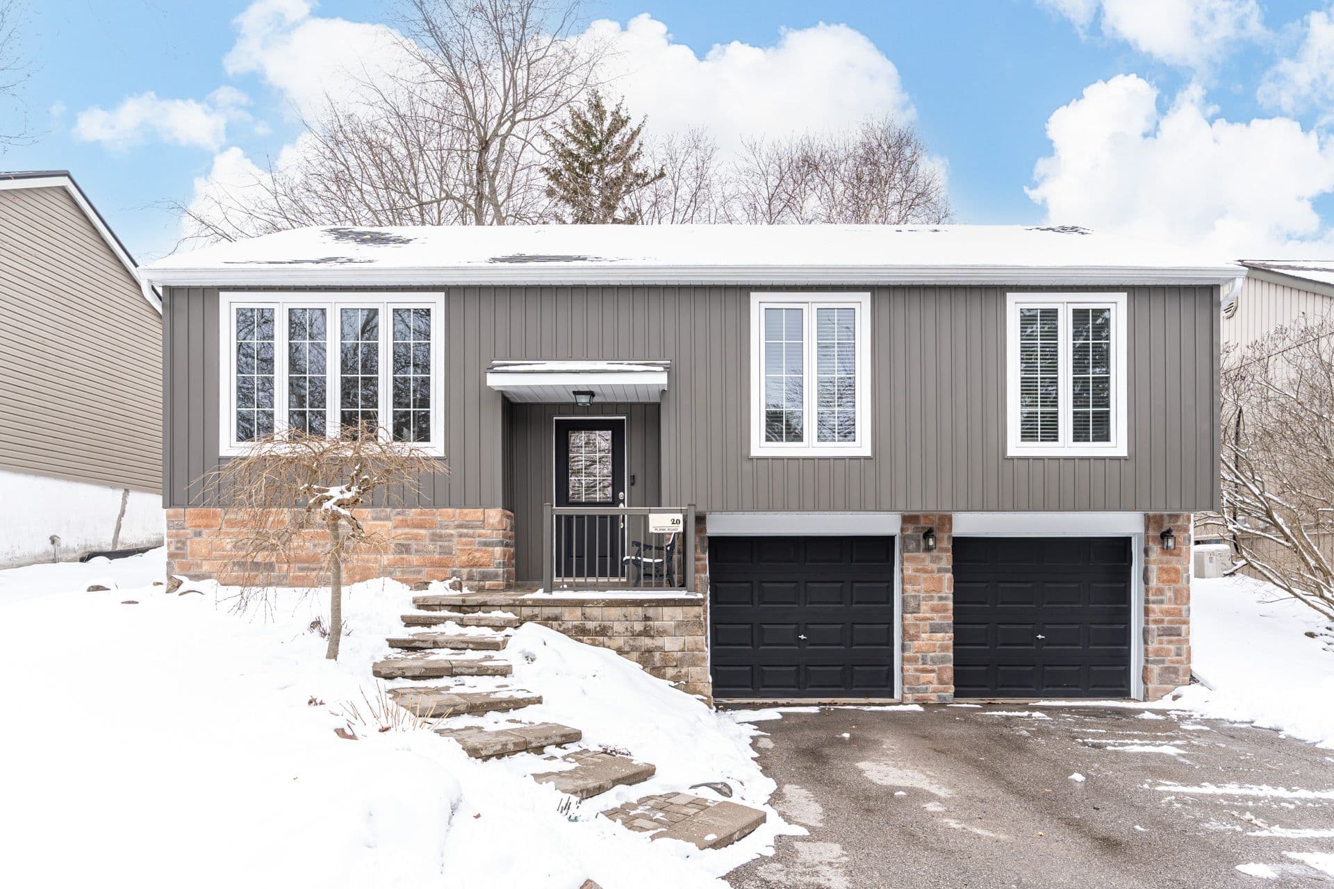 20 Plank Road, East Gwillimbury, ON L9N 1B4
