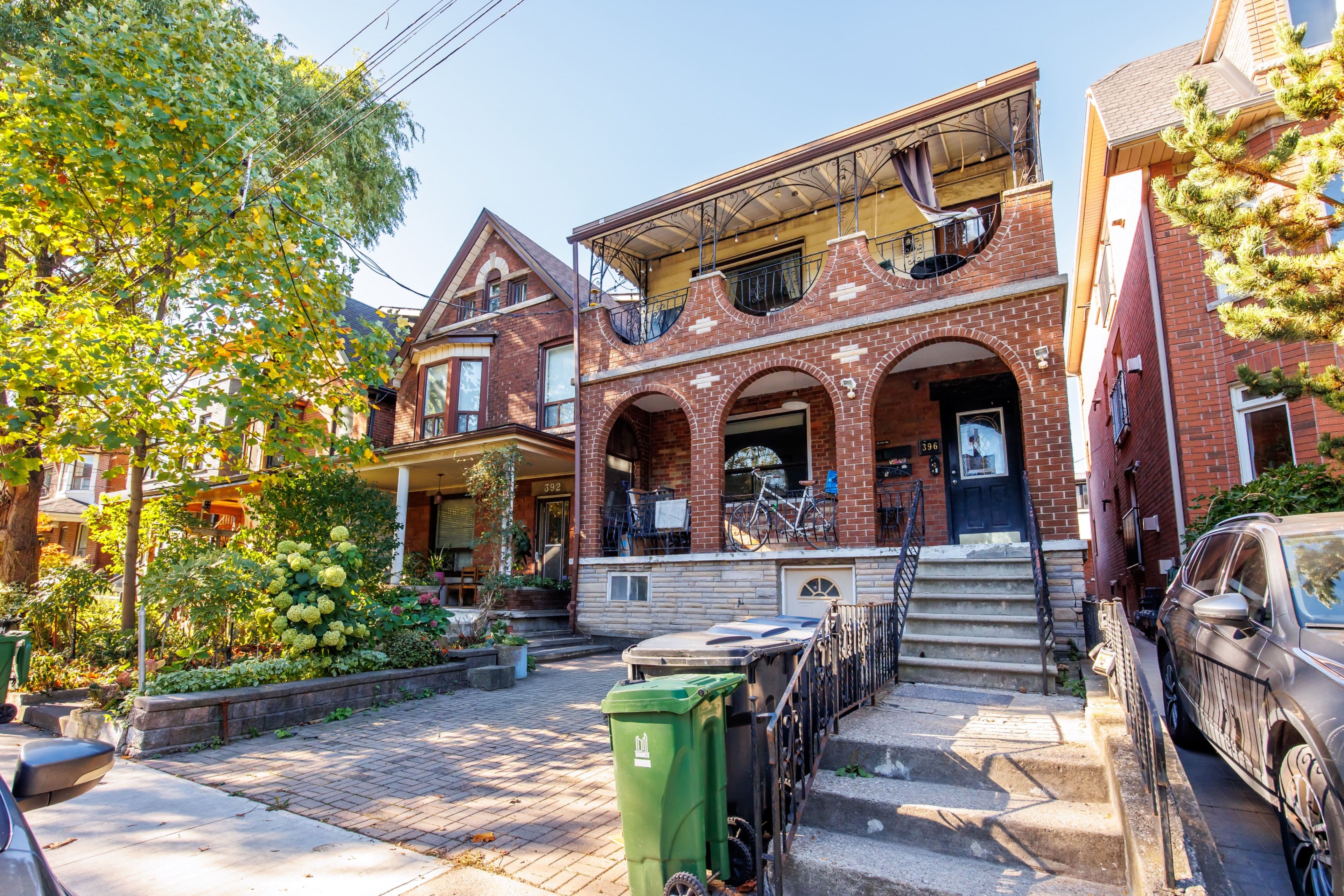 396 Roxton Road, Toronto C01, ON M6G 3R2